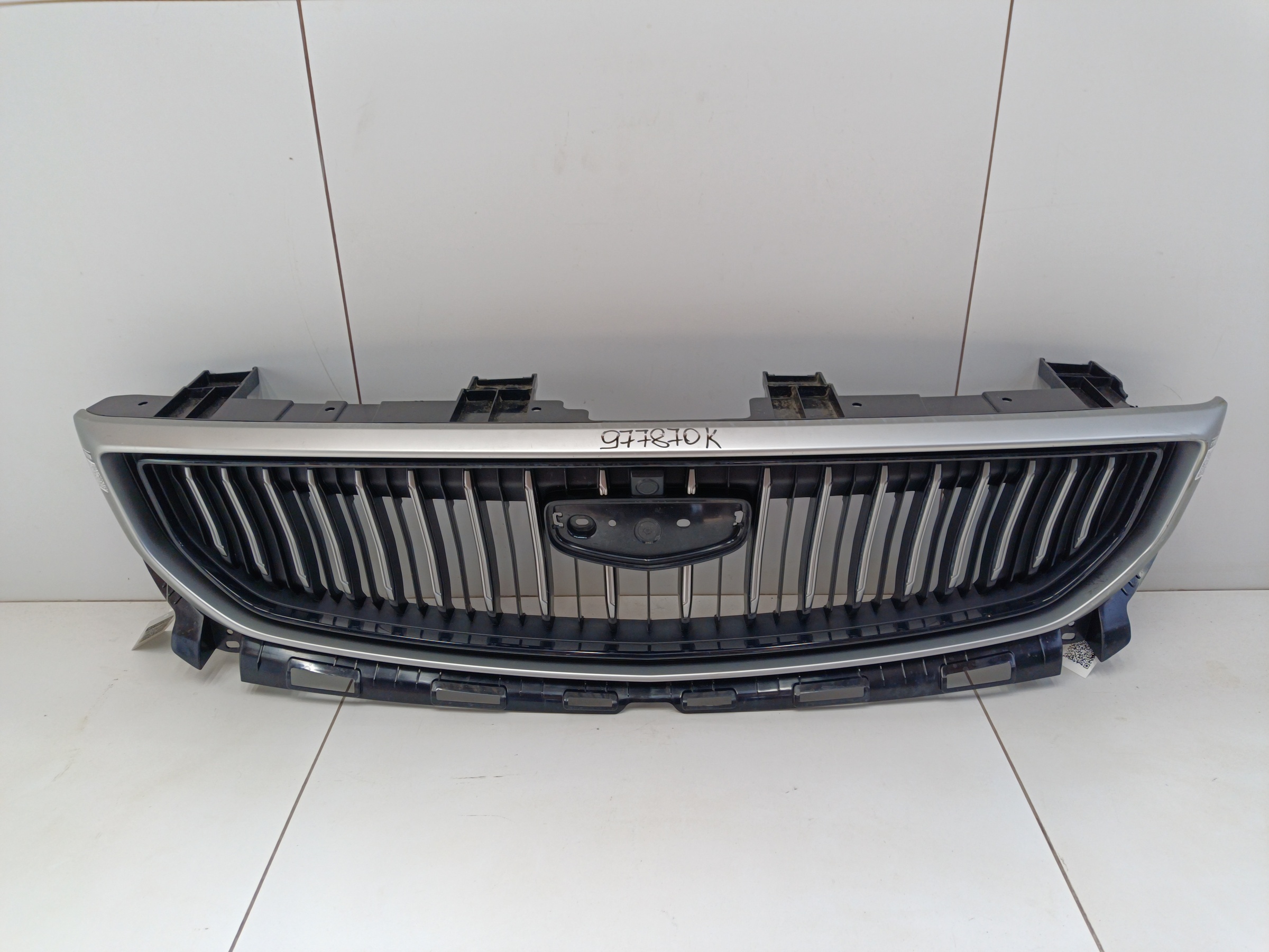 Решётка радиатора Geely Emgrand 2