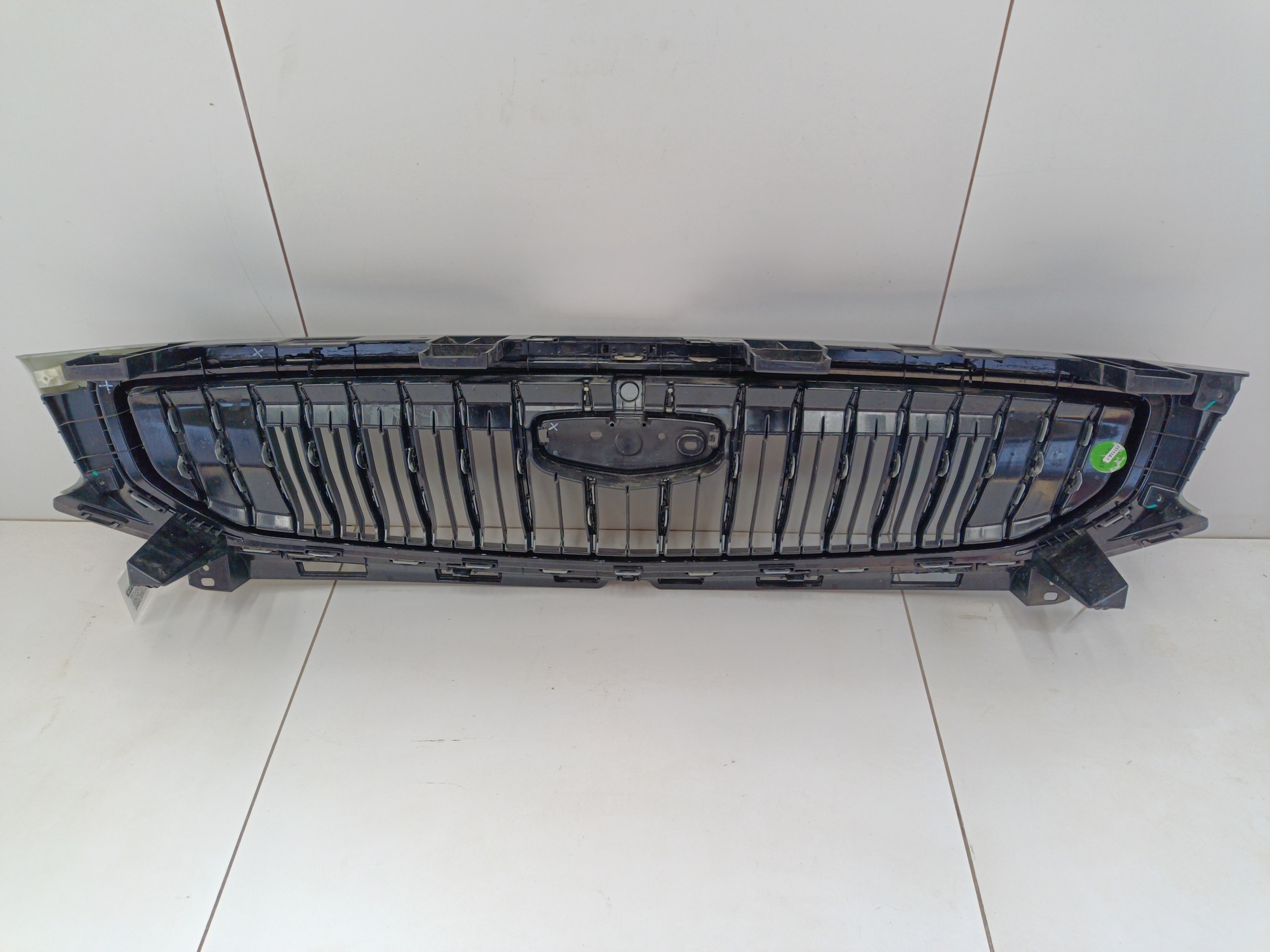 Решётка радиатора Geely Emgrand 2
