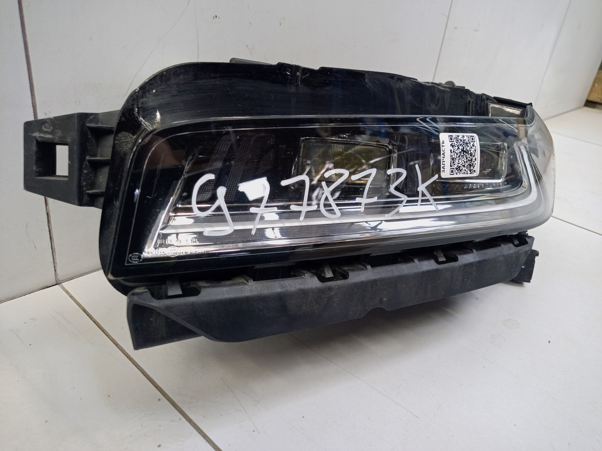 Фара передняя левая верхняя Hongqi H9 LED