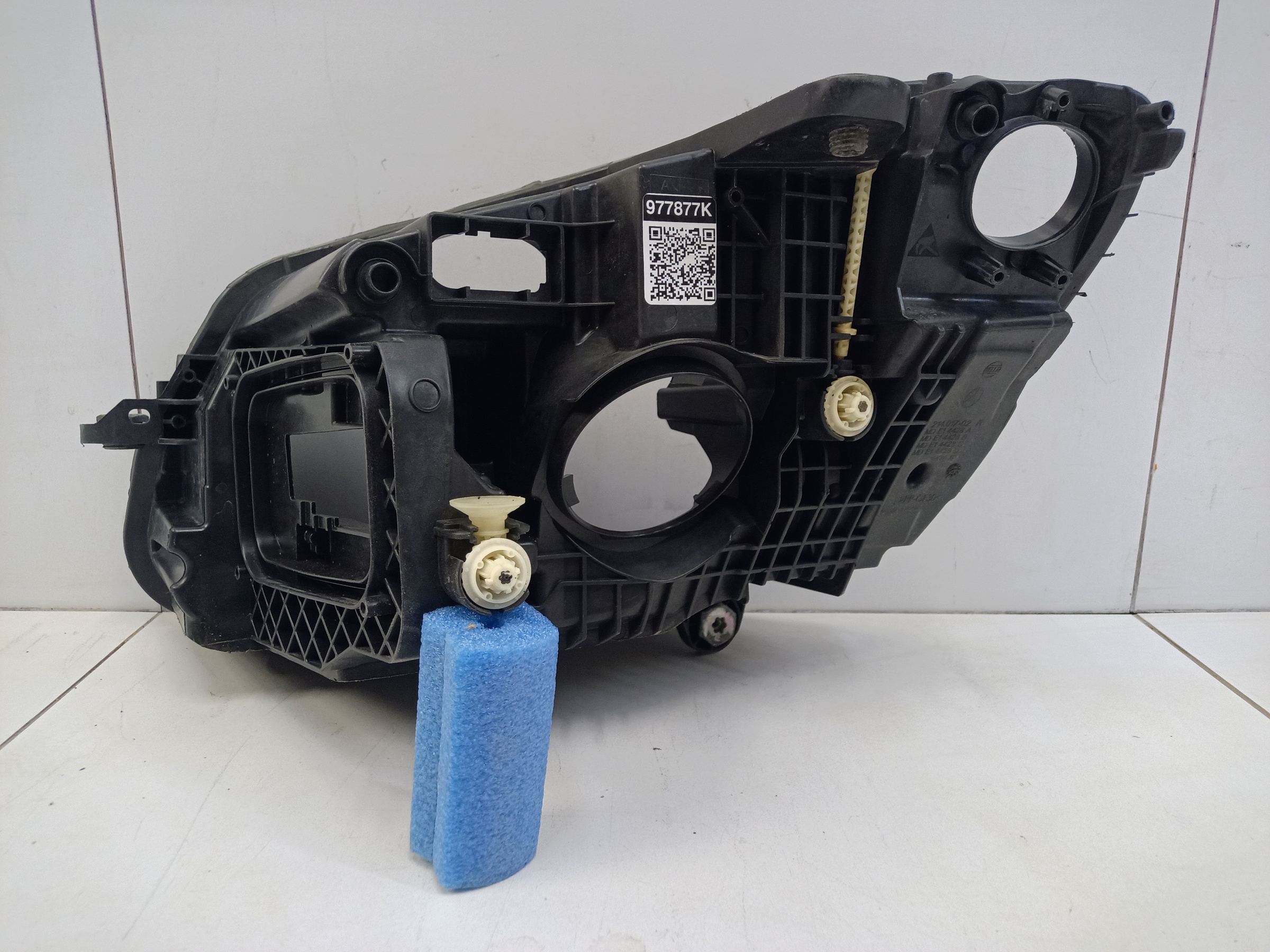 Корпус фары передней правой Mercedes Benz C-Klasse W205 Restail LED