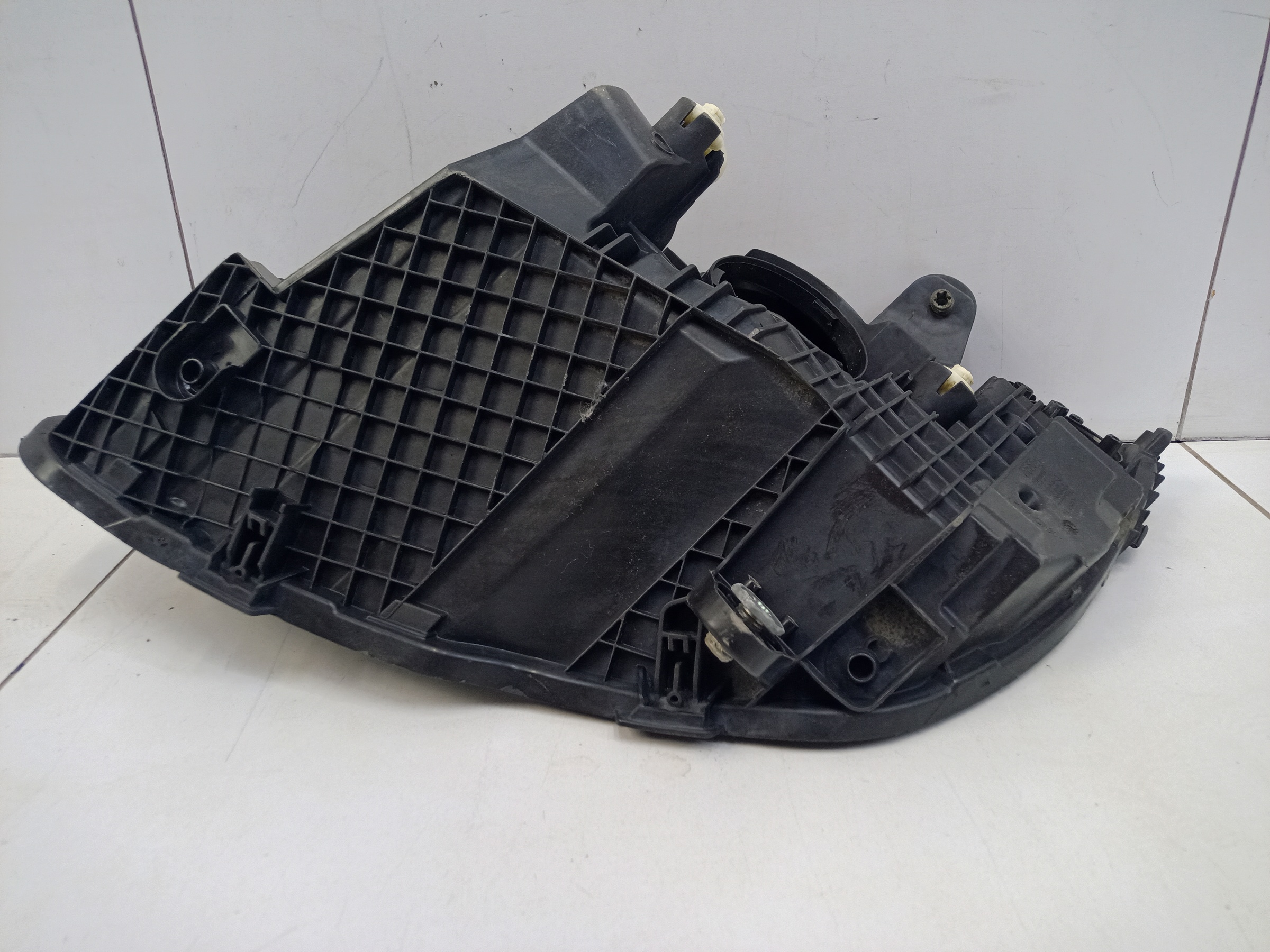 Корпус фары передней правой Mercedes Benz C-Klasse W205 Restail LED