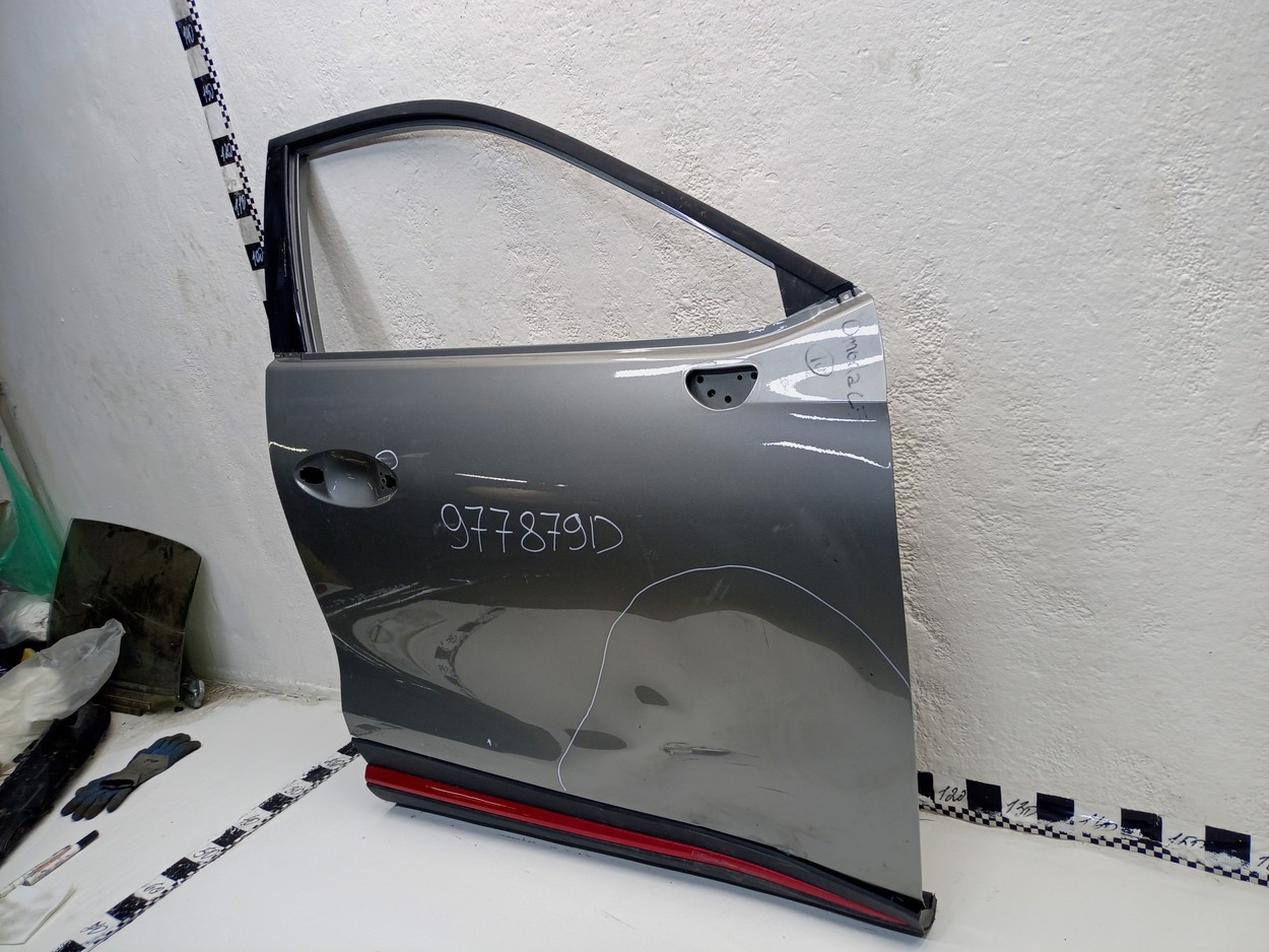 Дверь передняя правая Omoda C5