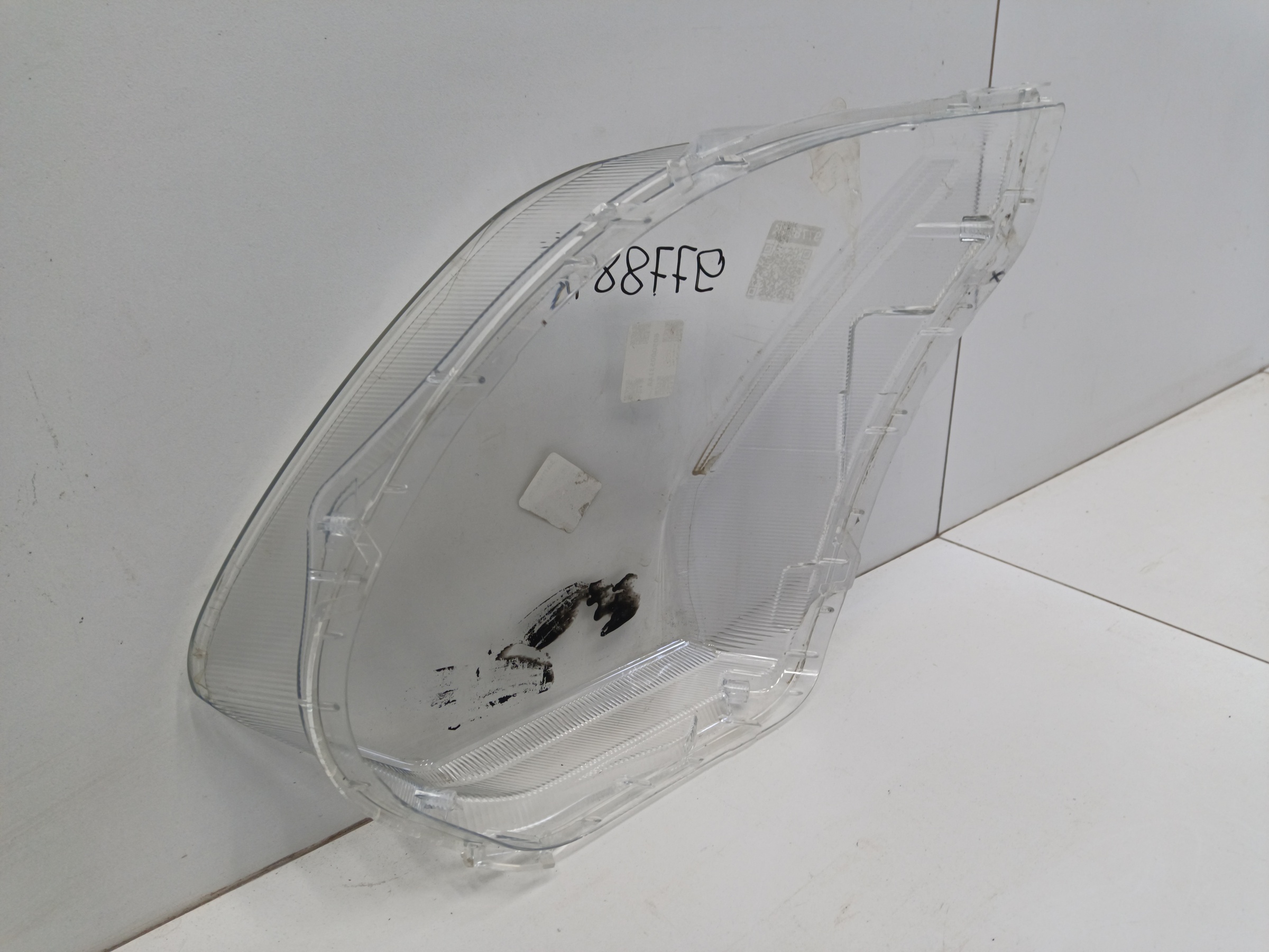 Стекло фары передней правой Omoda C5 LED