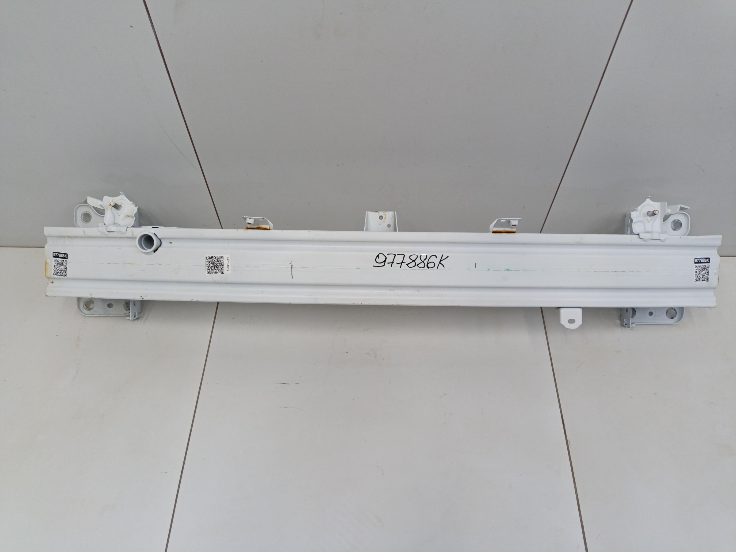 Усилитель переднего бампера Geely Coolray