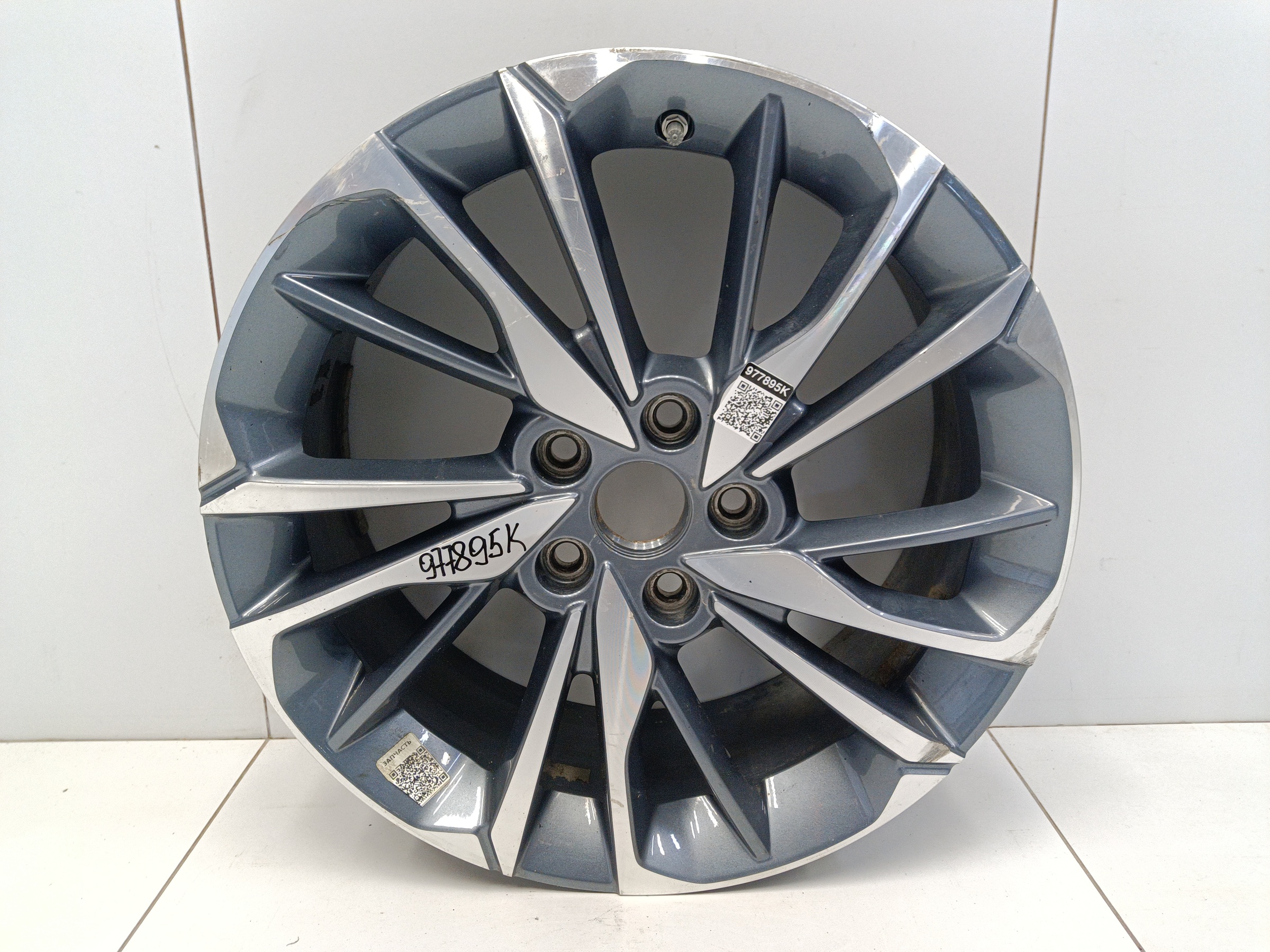 Диск колеса литой Geely Coolray R18