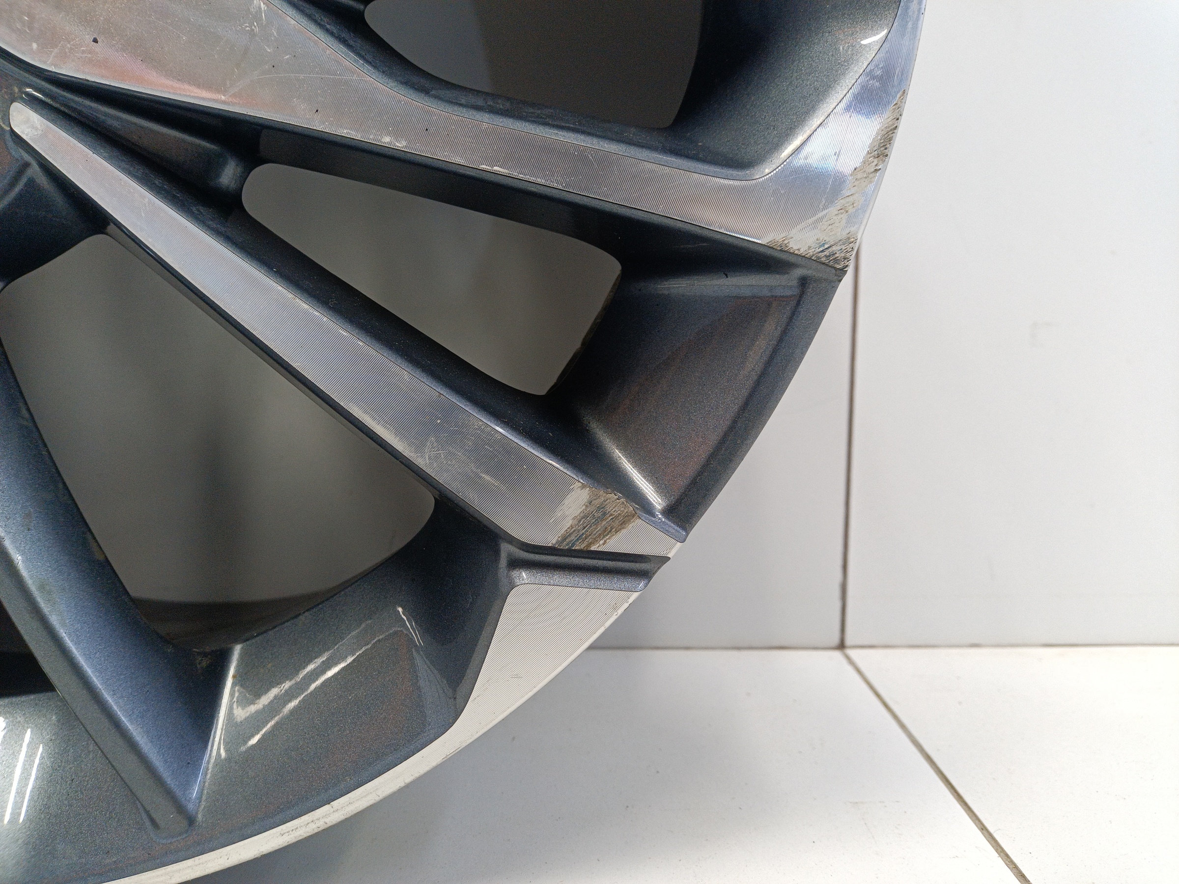 Диск колеса литой Geely Coolray R18
