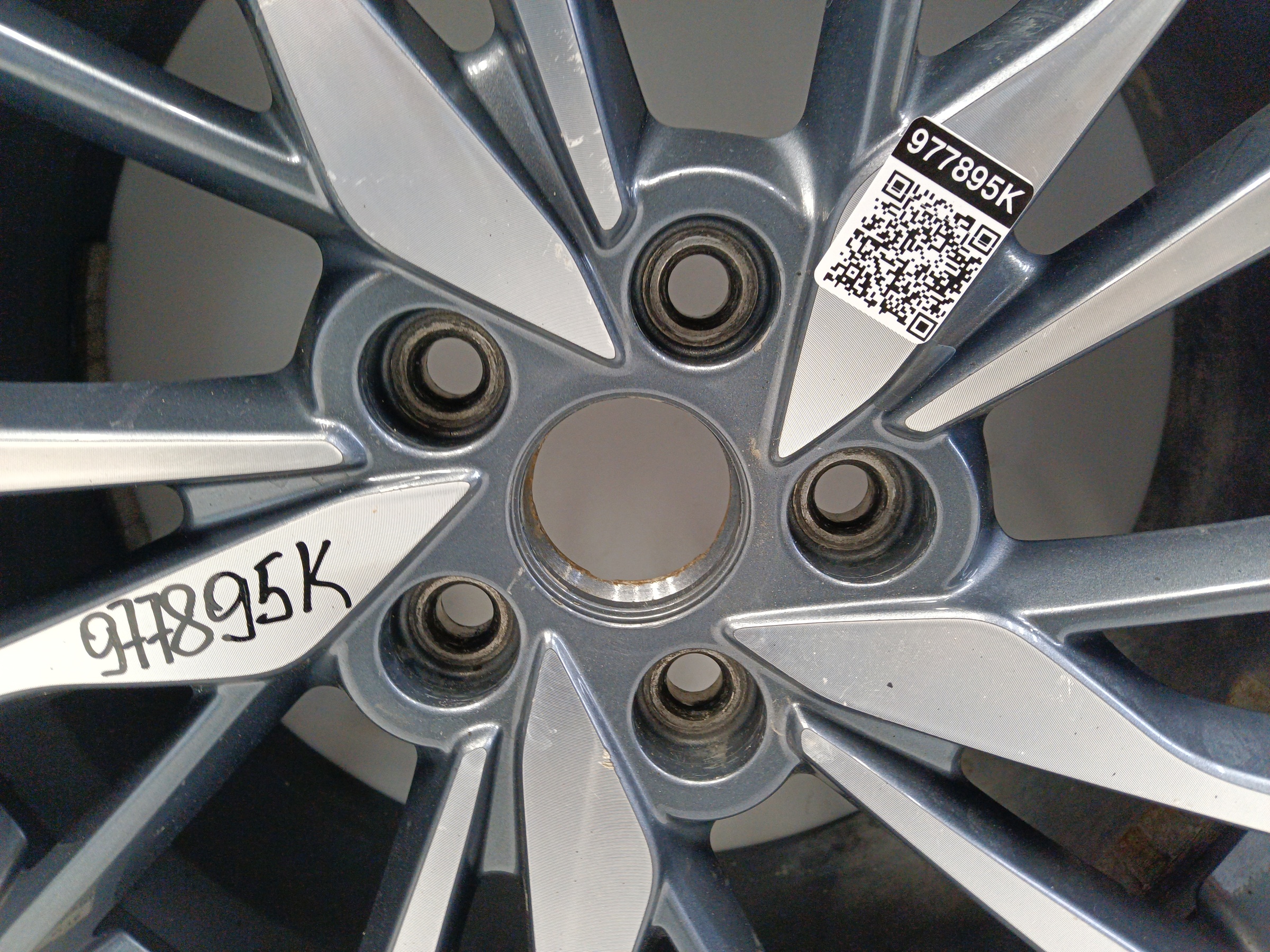 Диск колеса литой Geely Coolray R18