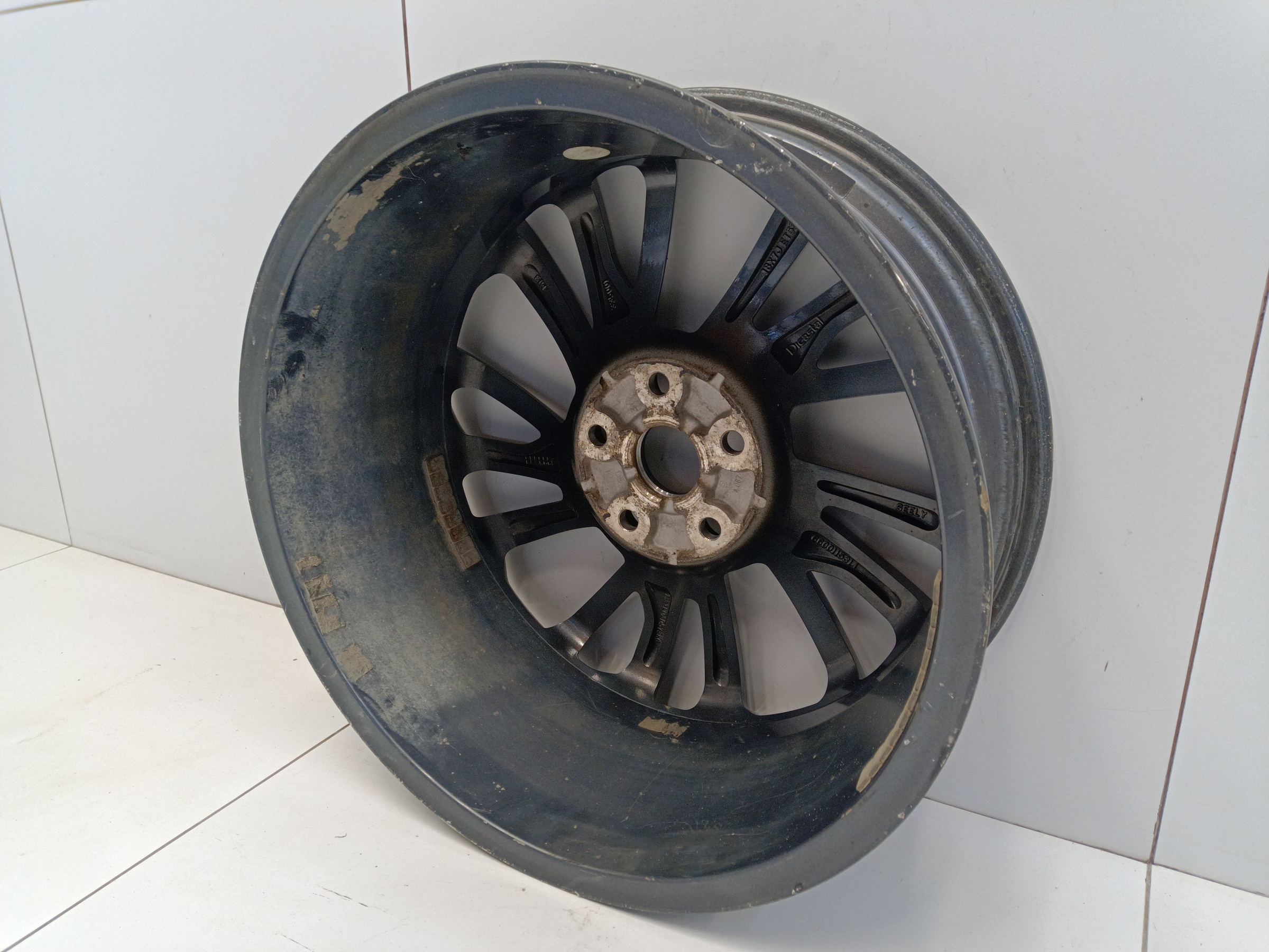 Диск колеса литой Geely Coolray R18