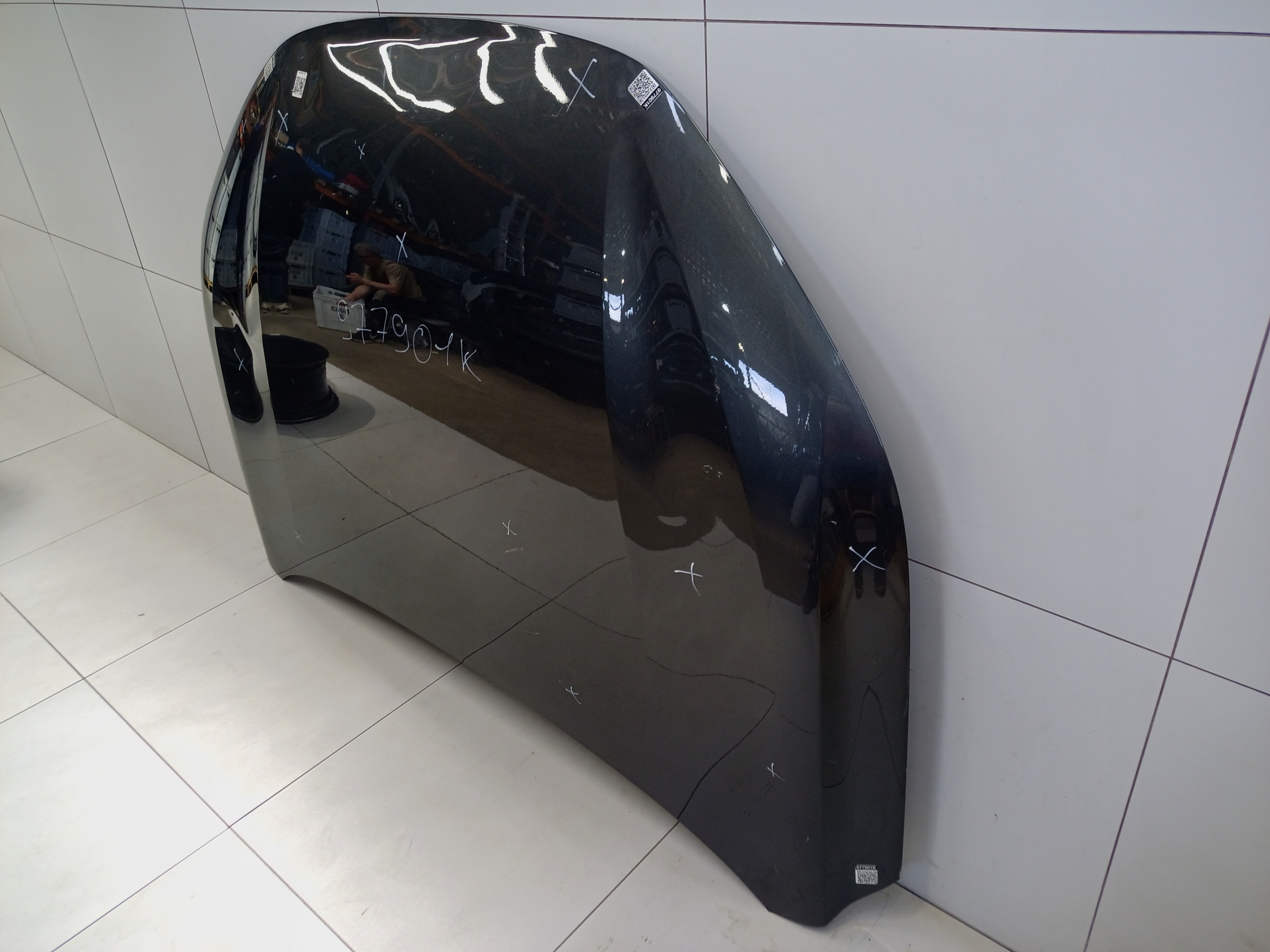 Капот Changan Lamore