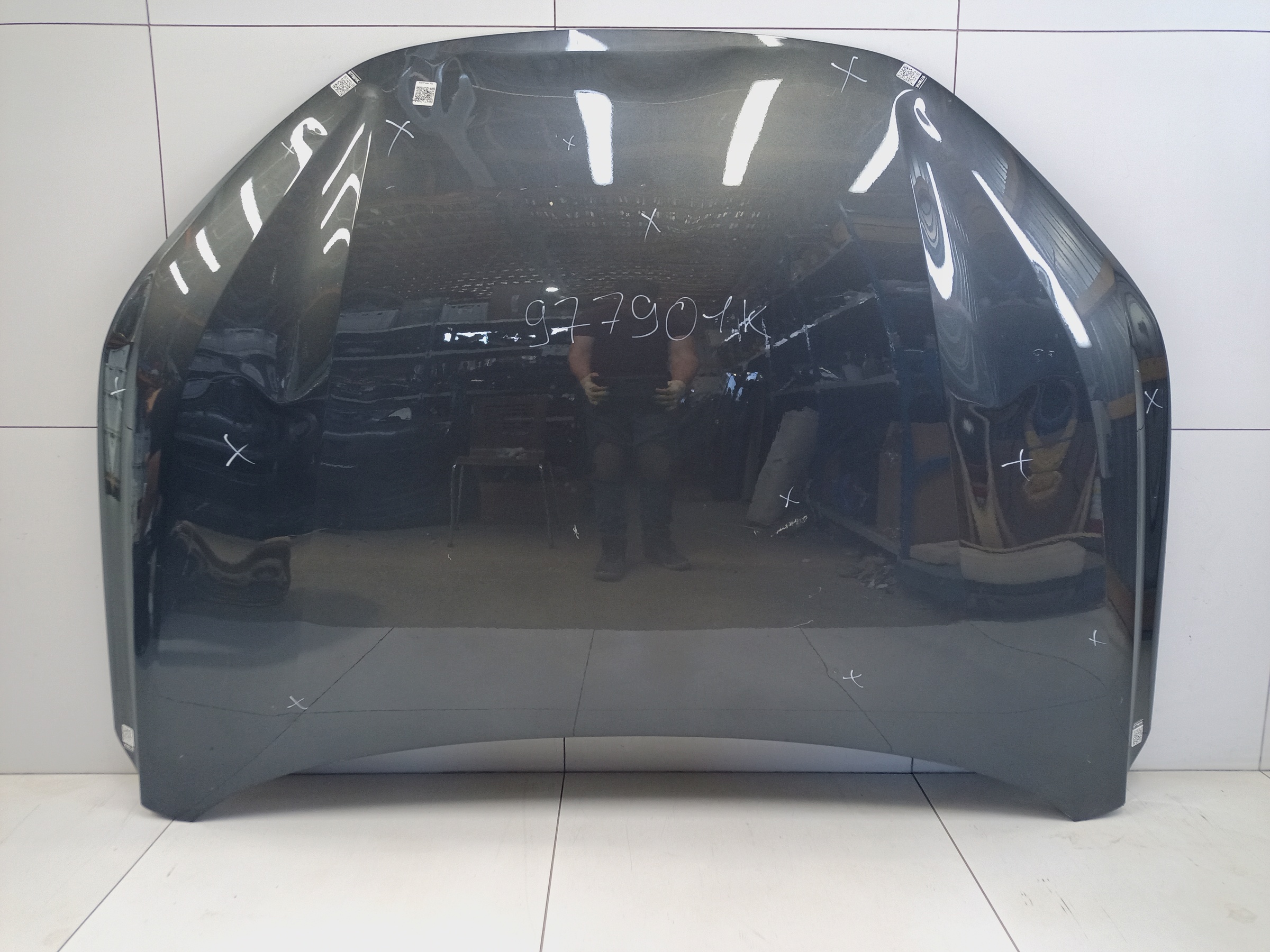 Капот Changan Lamore