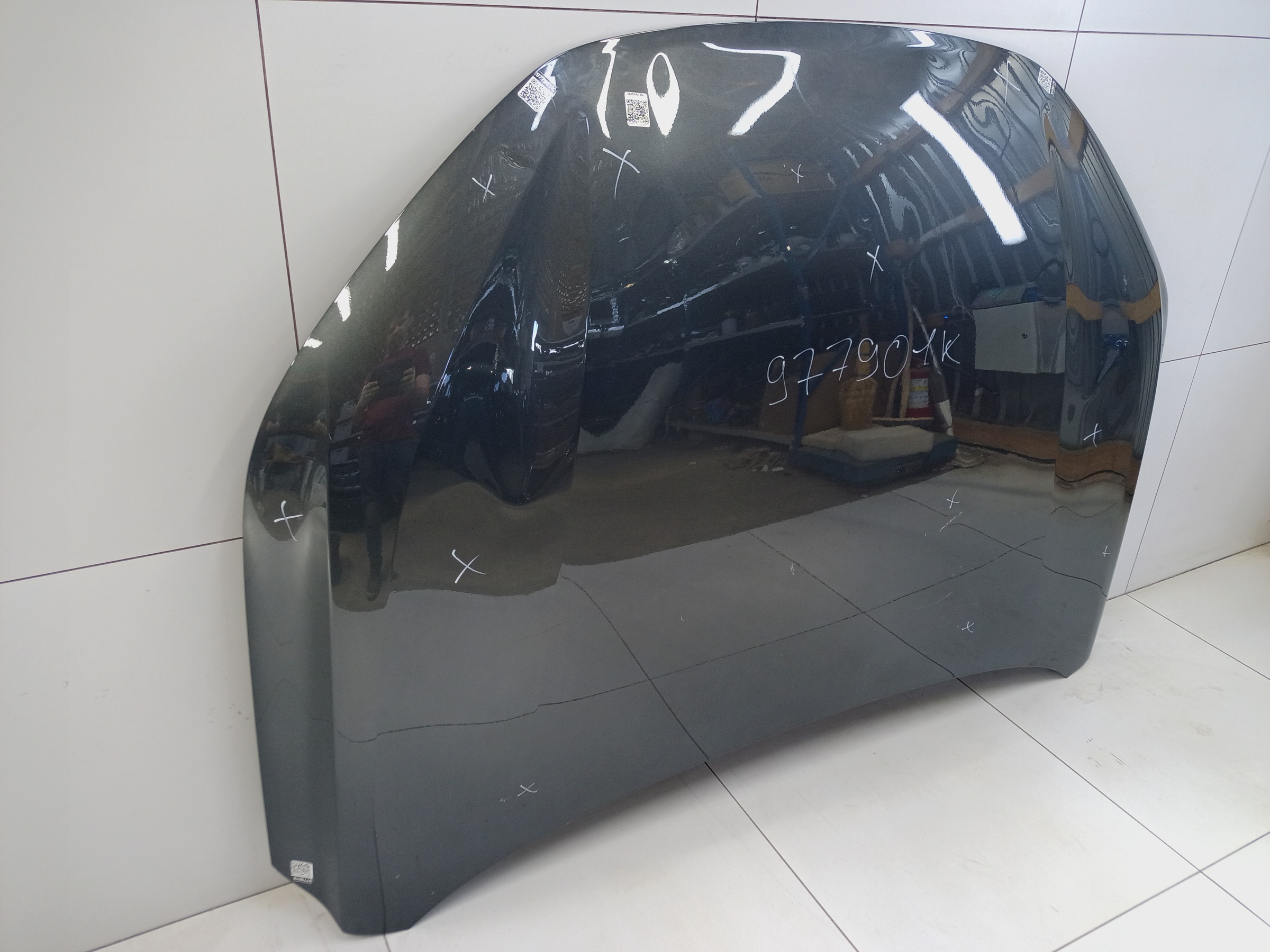 Капот Changan Lamore