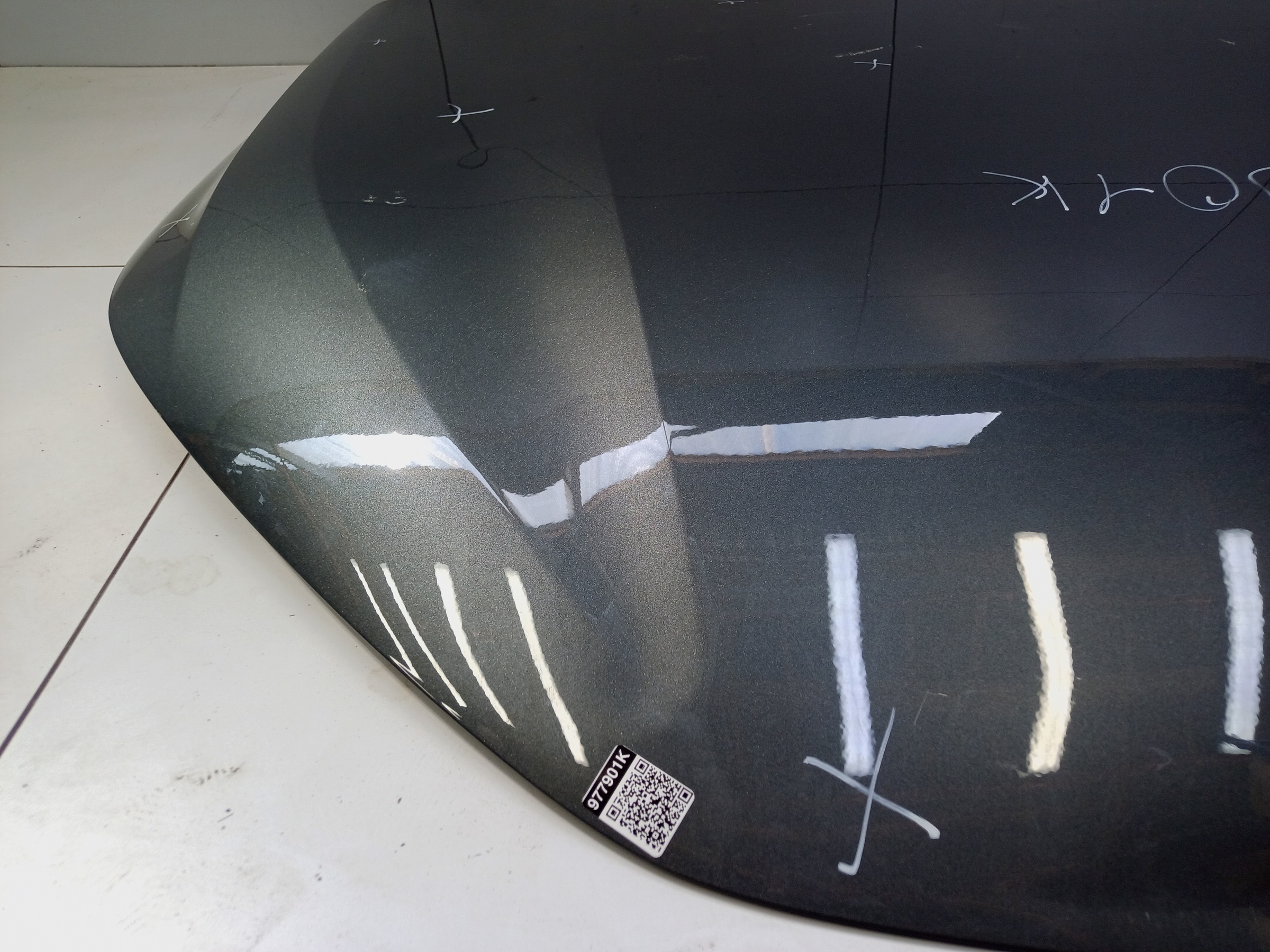 Капот Changan Lamore
