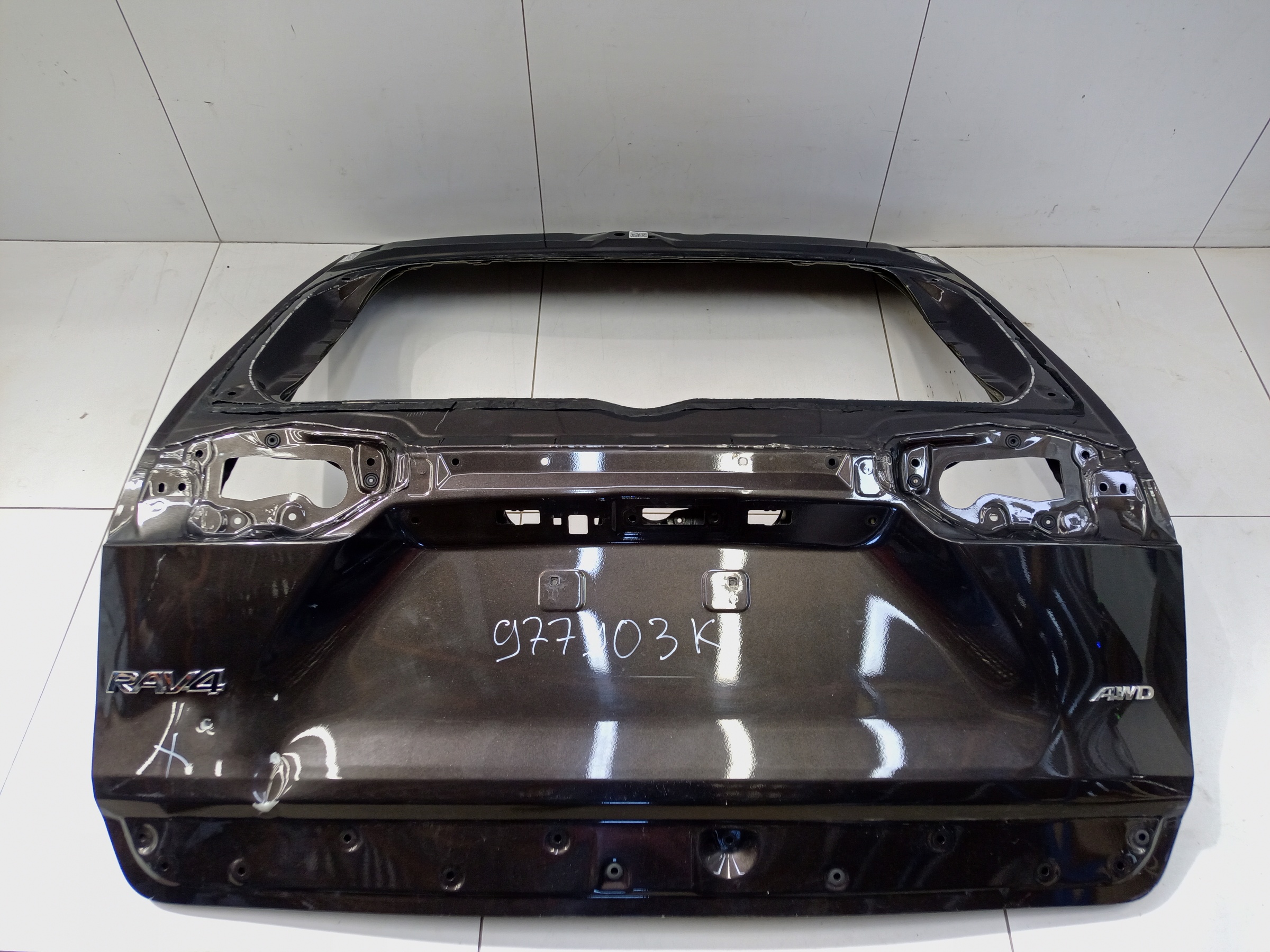 Крышка багажника Toyota RAV4 XA50