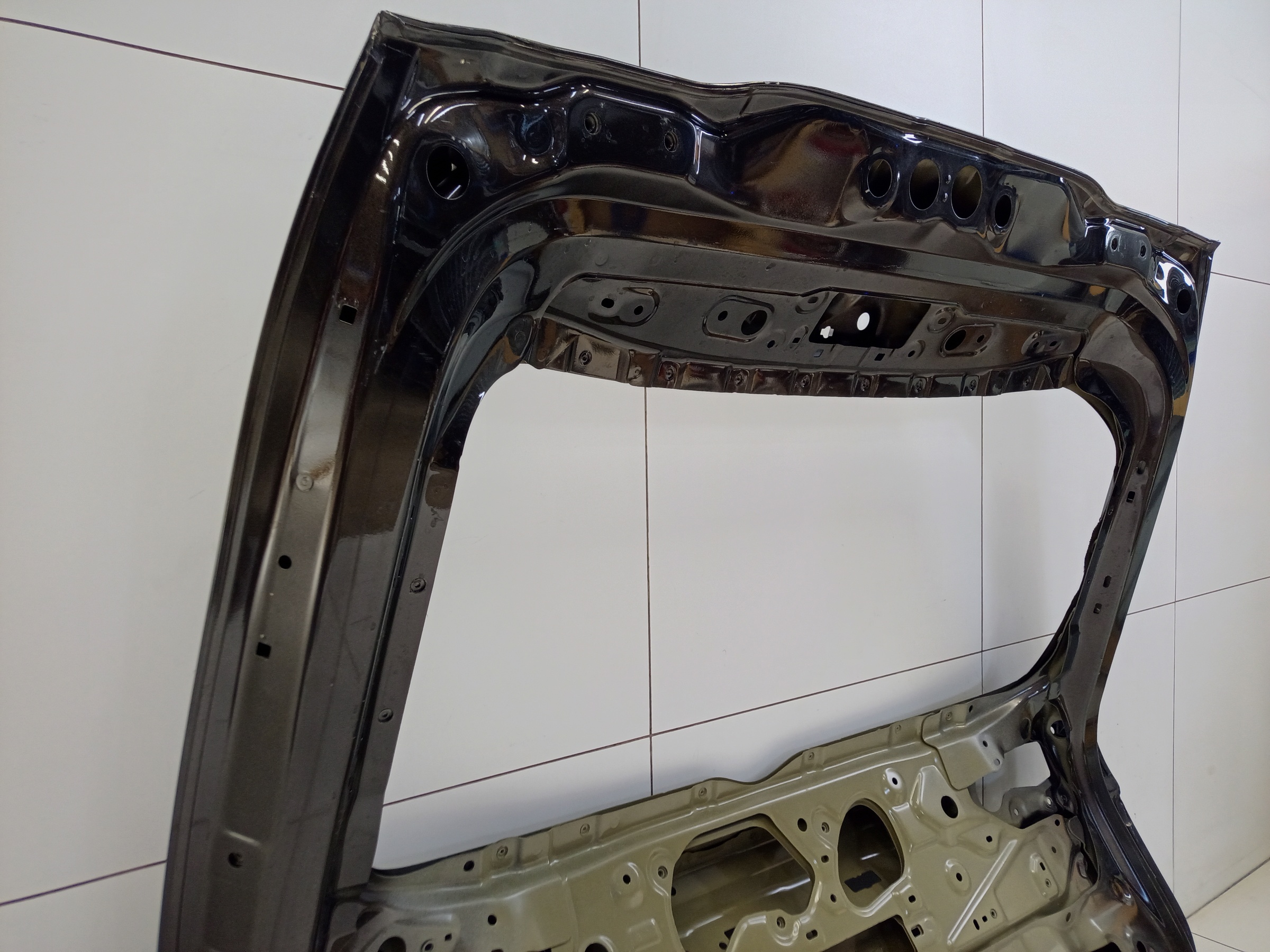 Крышка багажника Toyota RAV4 XA50