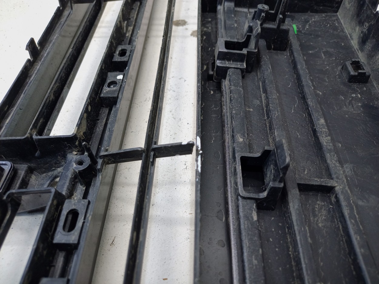 Бампер передний центральная часть Exeed LX Restail