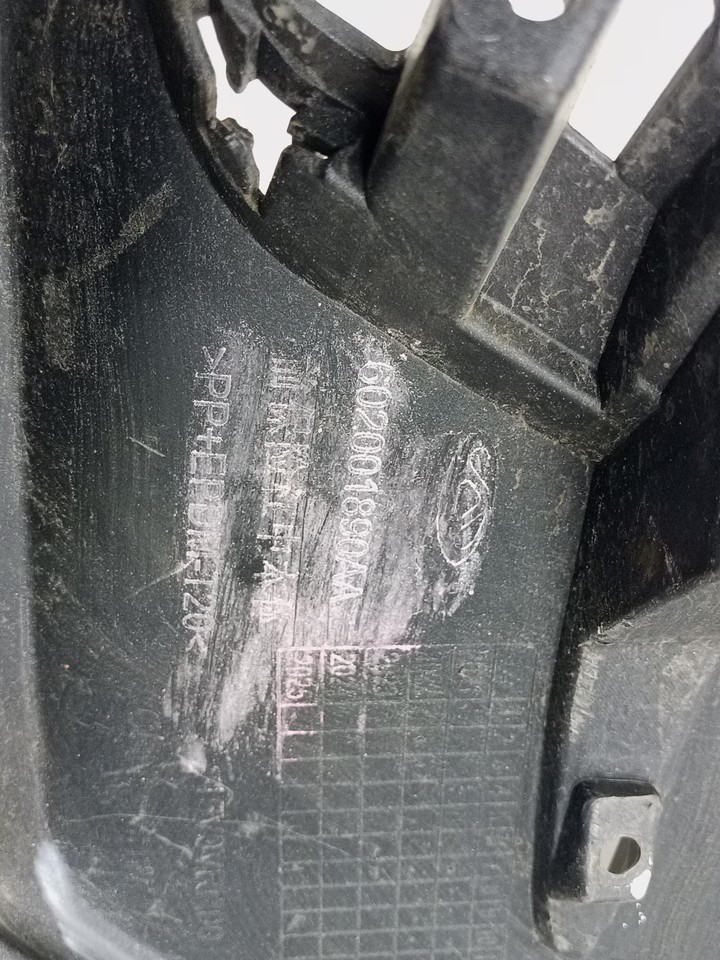 Бампер передний центральная часть Exeed LX Restail