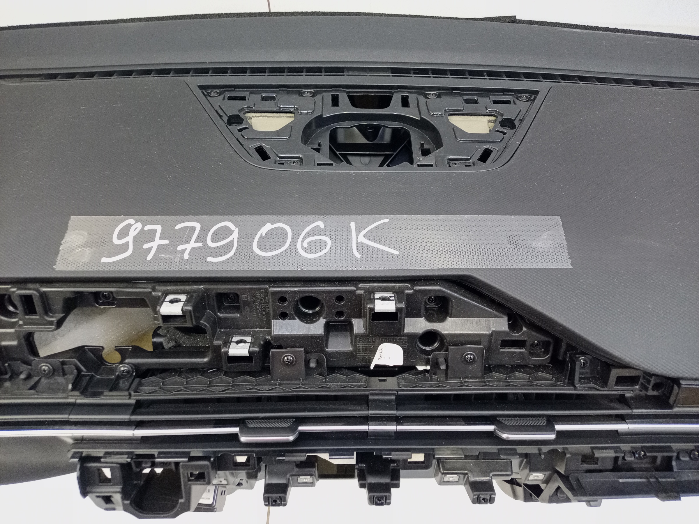 Торпедо Omoda C5 Restail