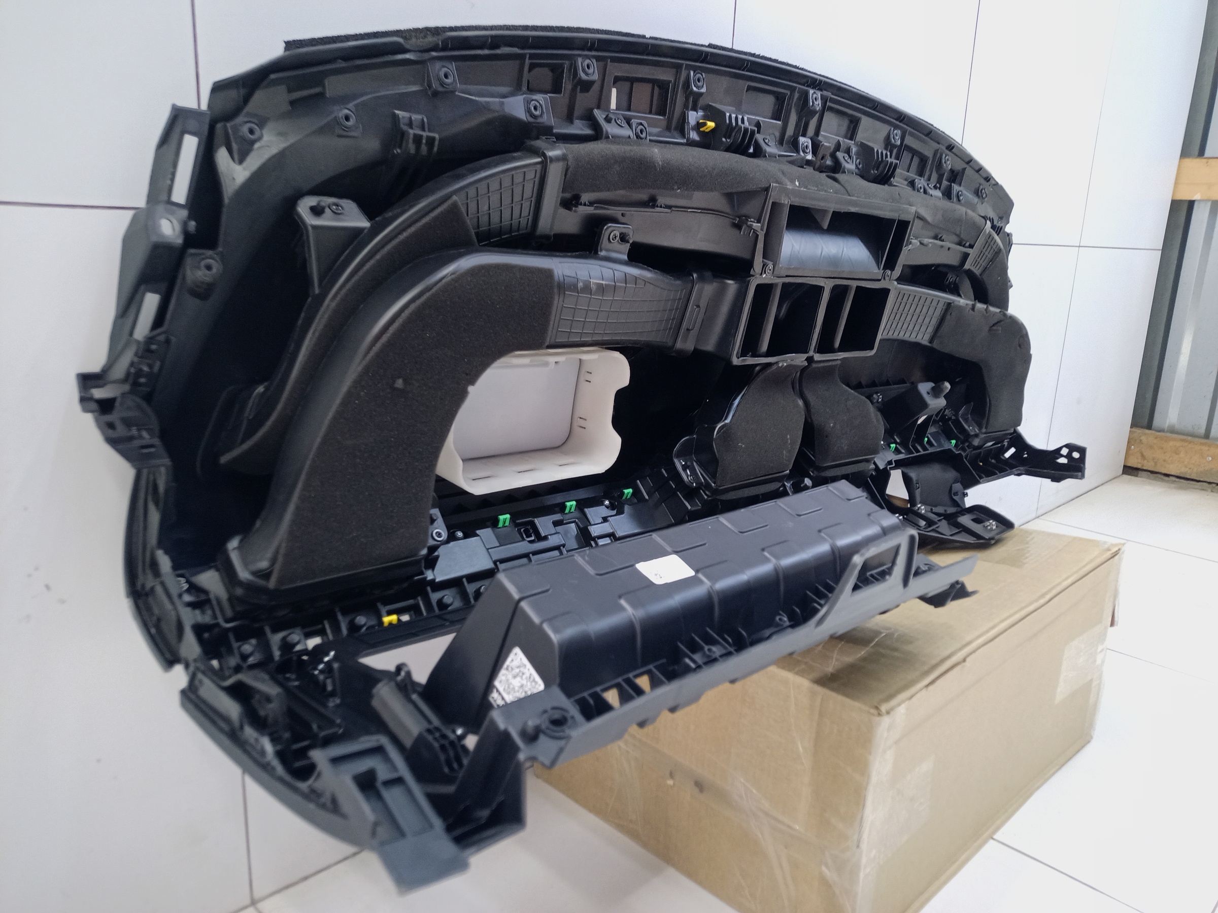 Торпедо Omoda C5 Restail