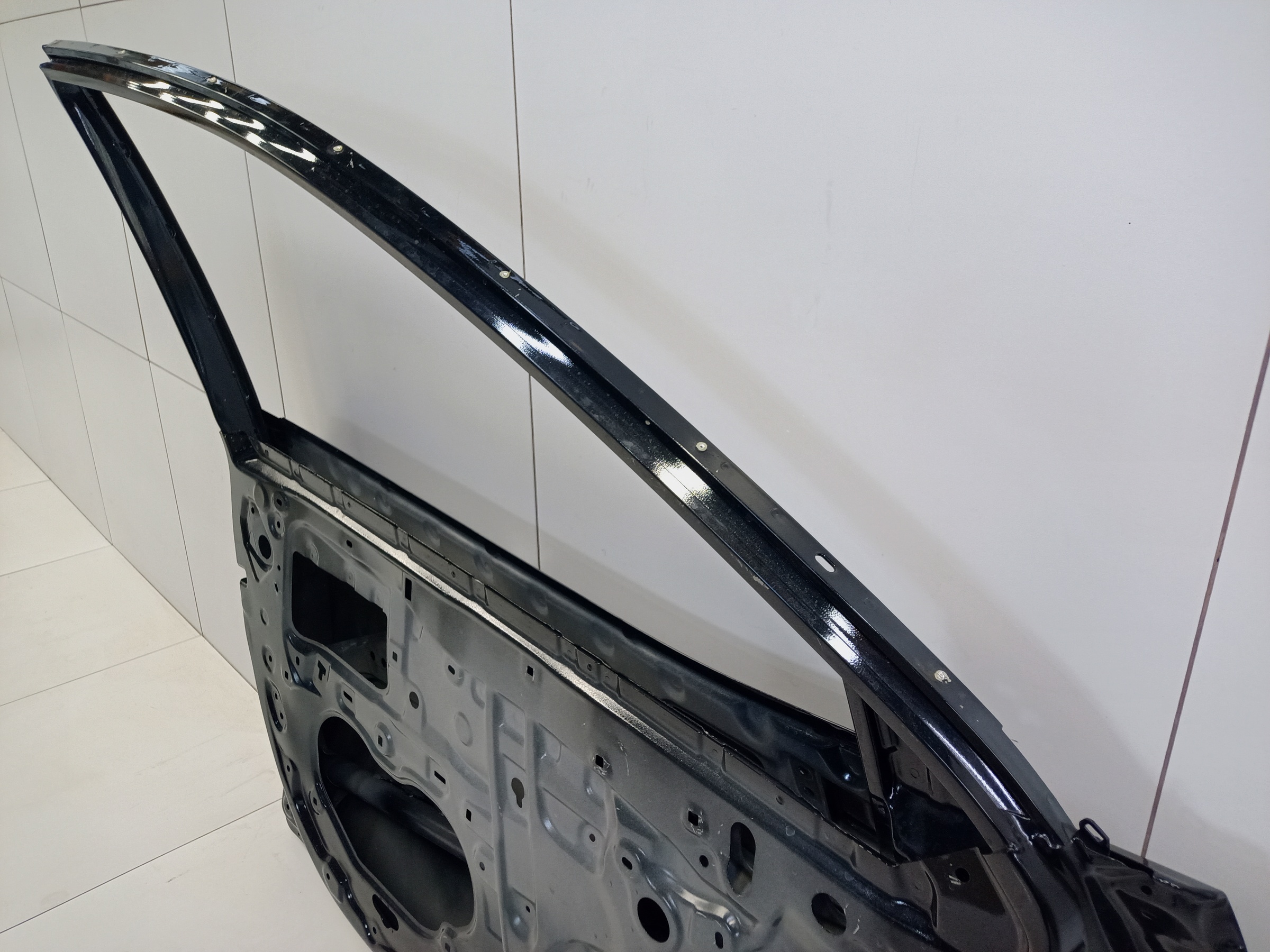 Дверь передняя левая Toyota Camry V70