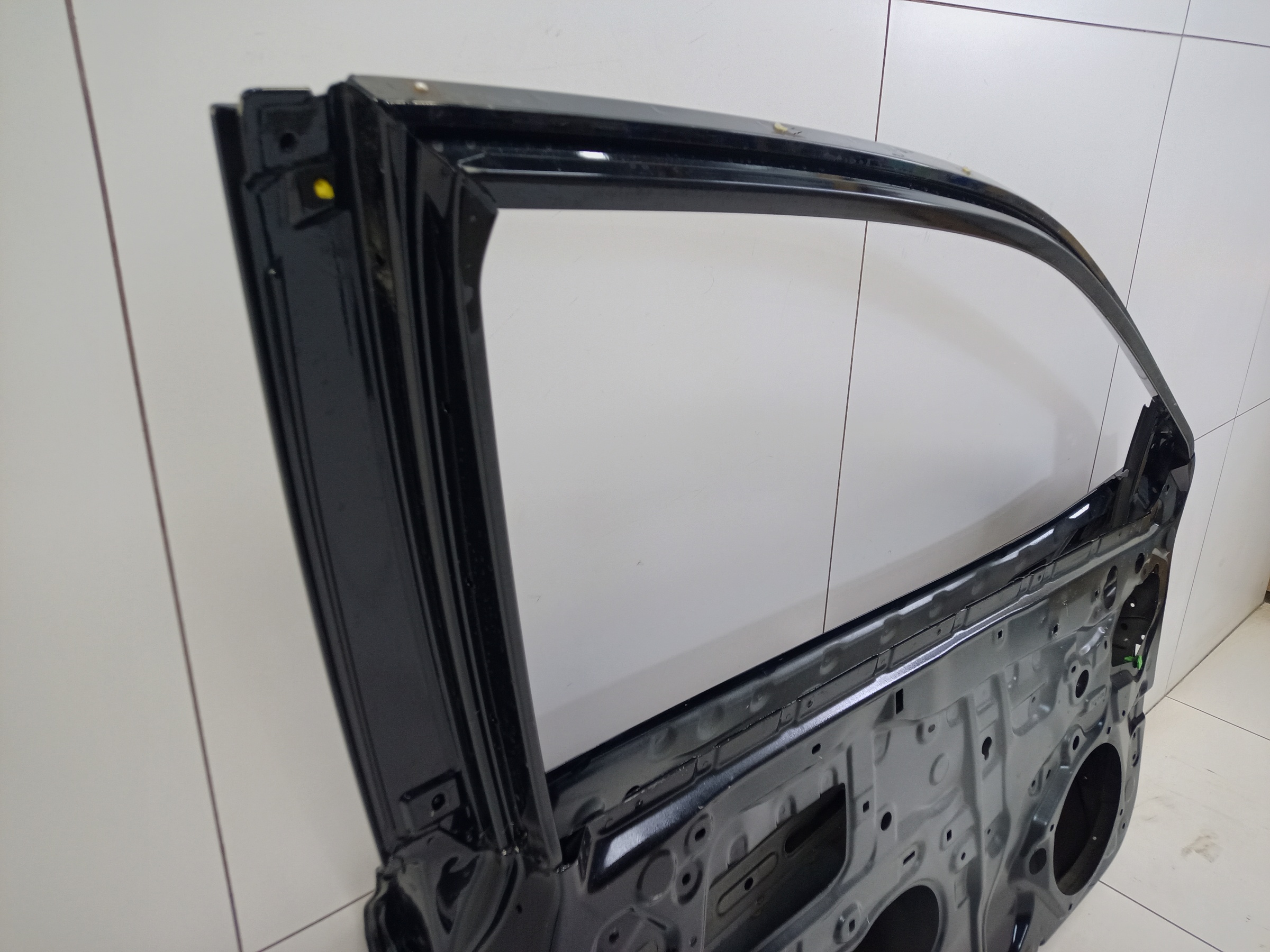 Дверь передняя левая Toyota Camry V70