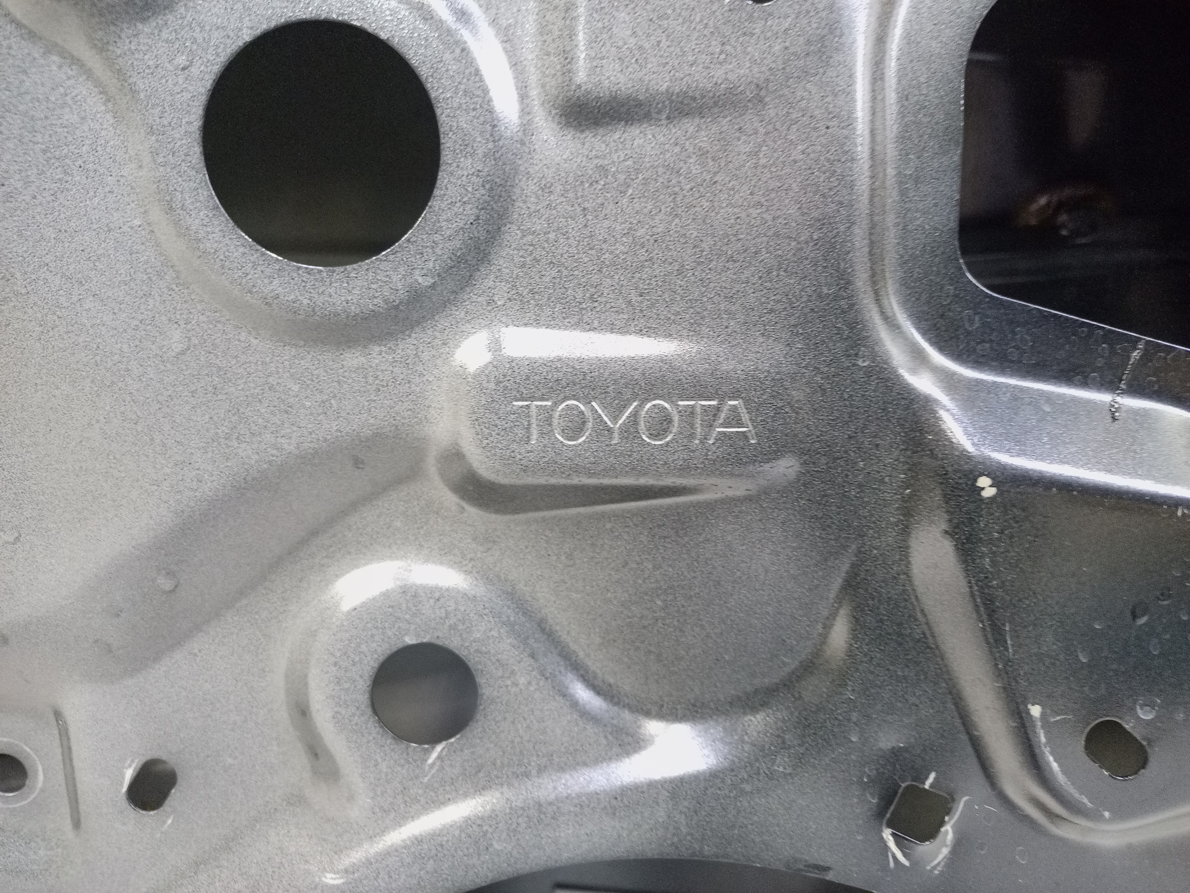 Дверь передняя левая Toyota Camry V70