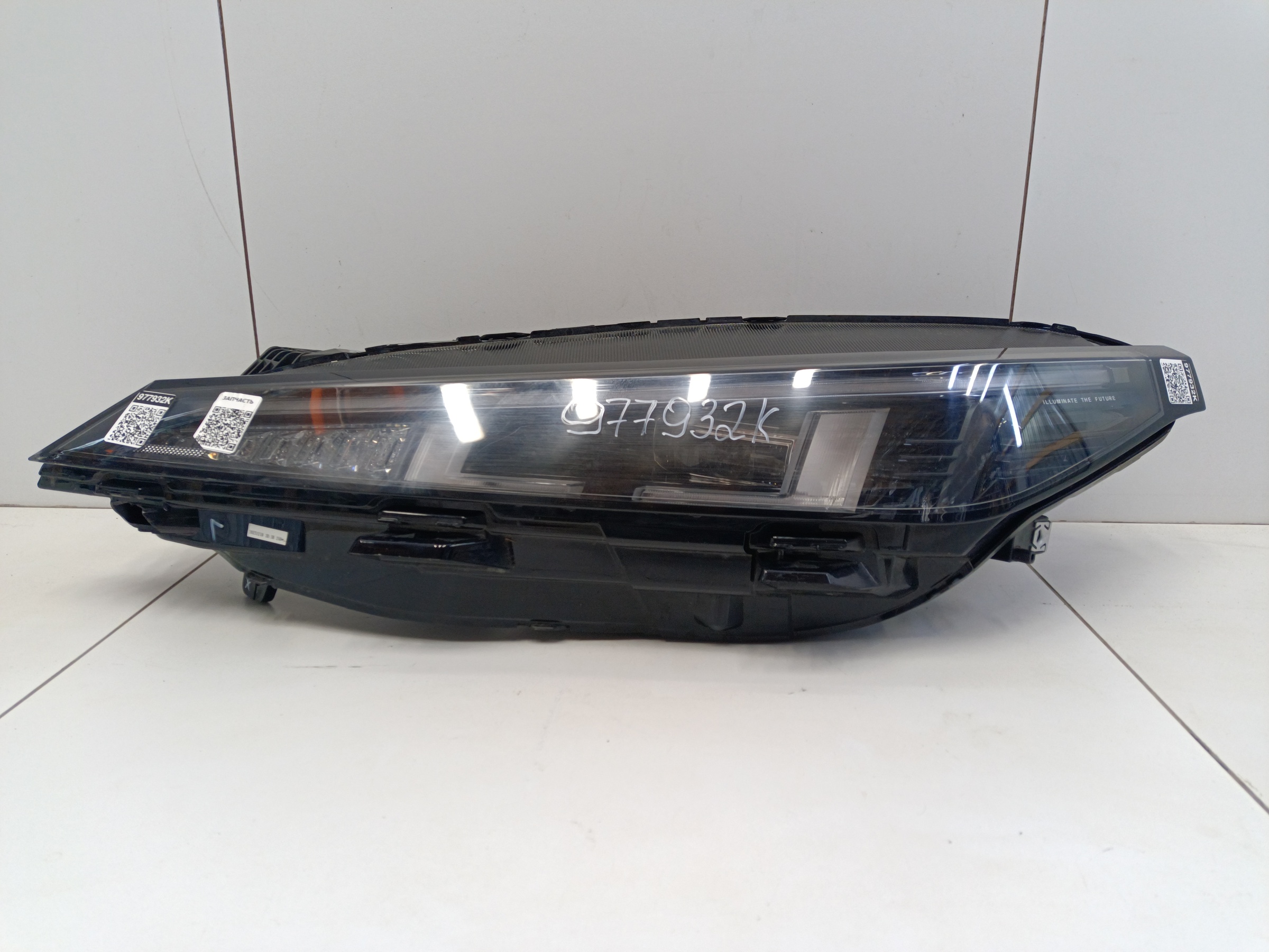 Фара передняя левая Changan Lamore LED