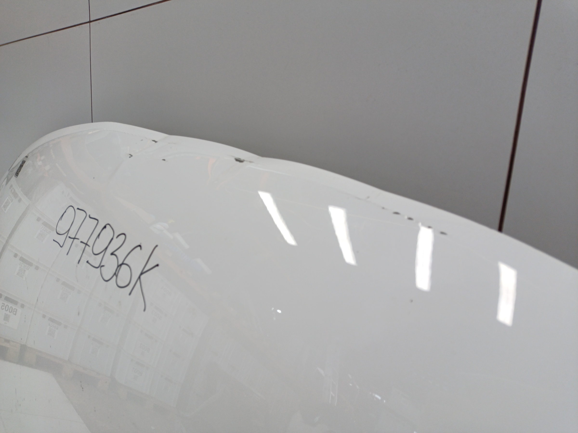 Капот Geely Coolray Restail