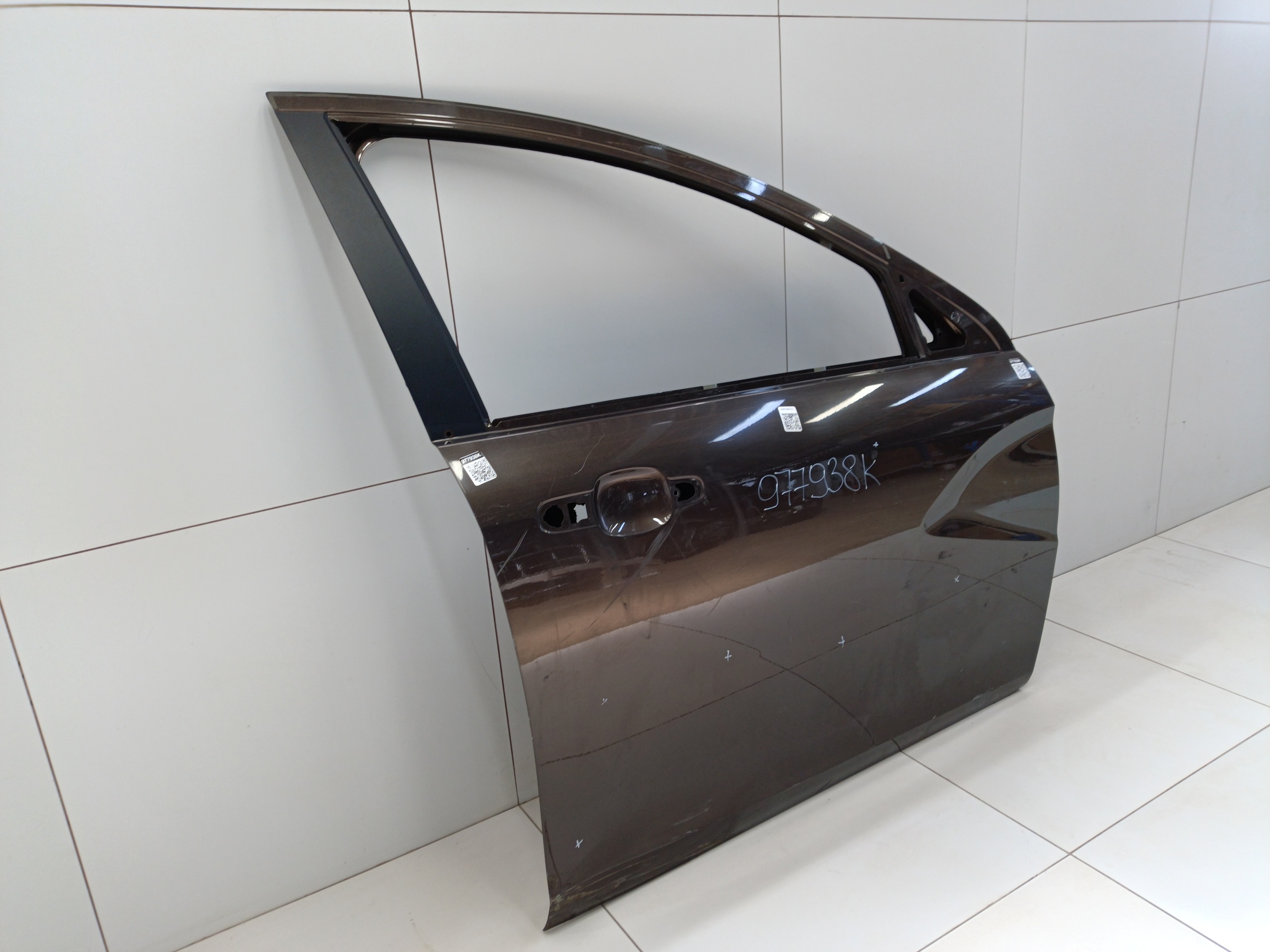 Дверь передняя правая Lada Vesta