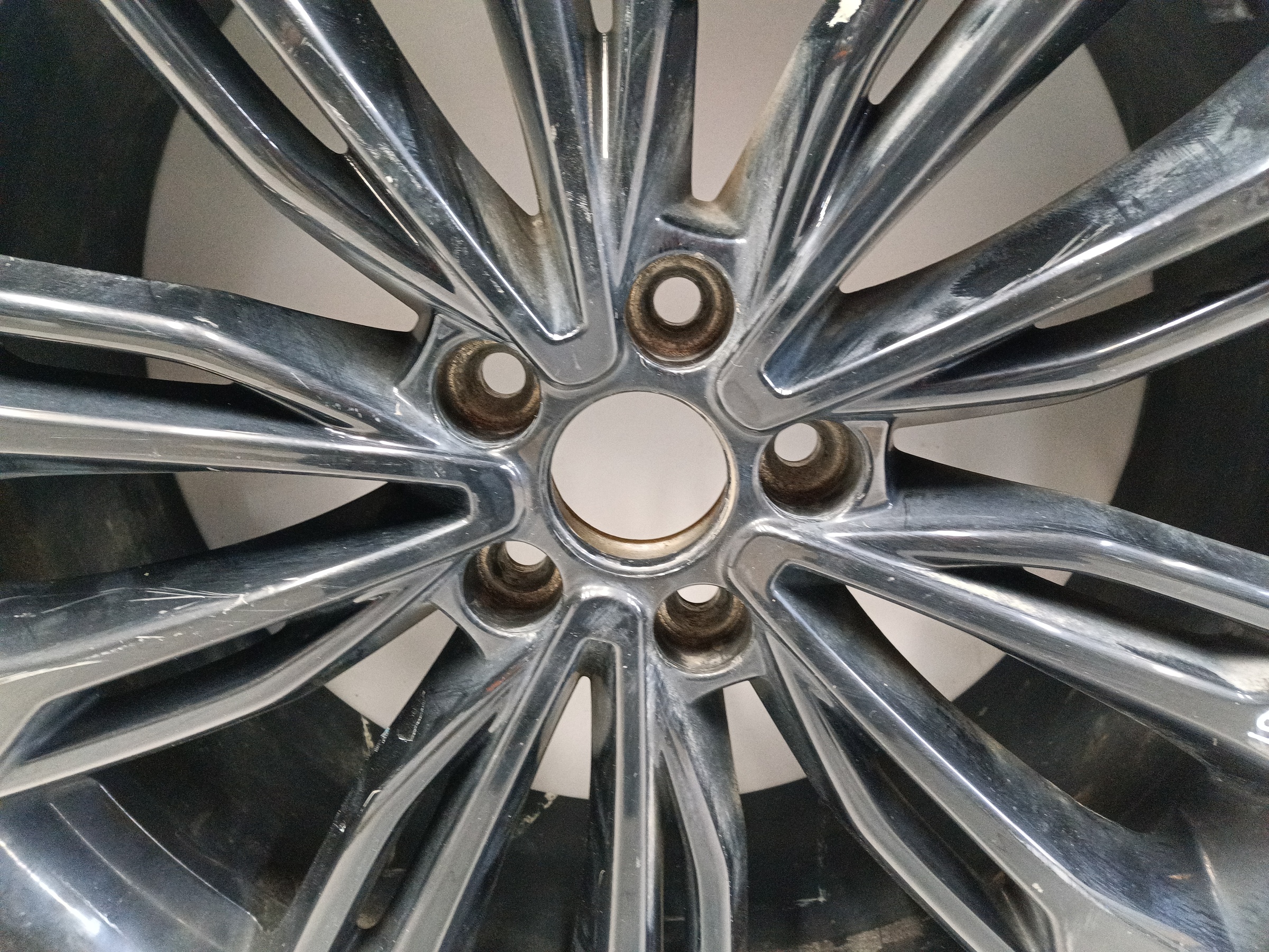 Диск колеса литой Geely Tugella R20 черный