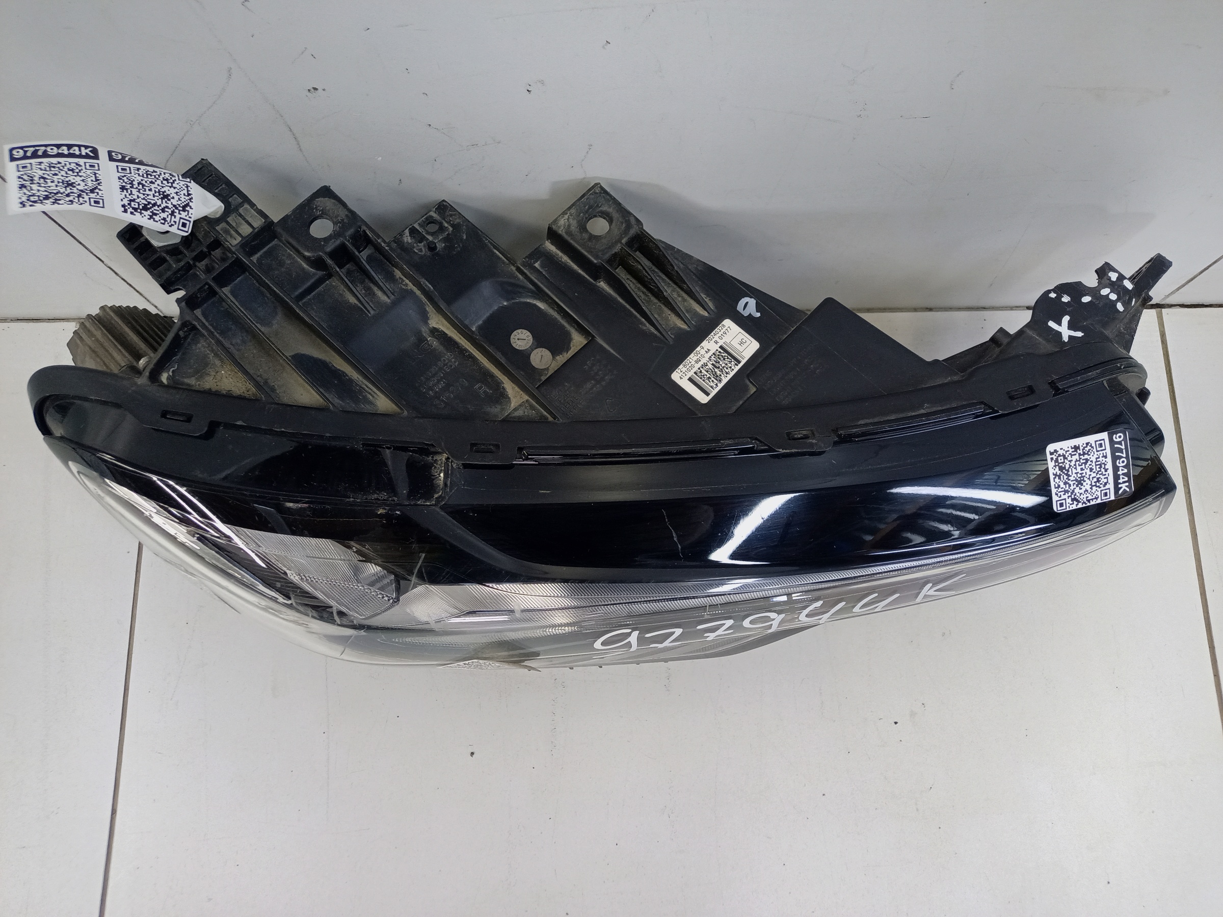 Фара передняя правая верхняя Changan CS35PLUS Restail LED