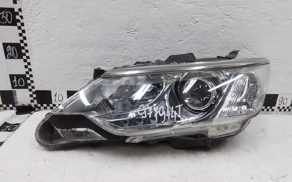 Фара передняя левая Toyota Camry V55 ксенон