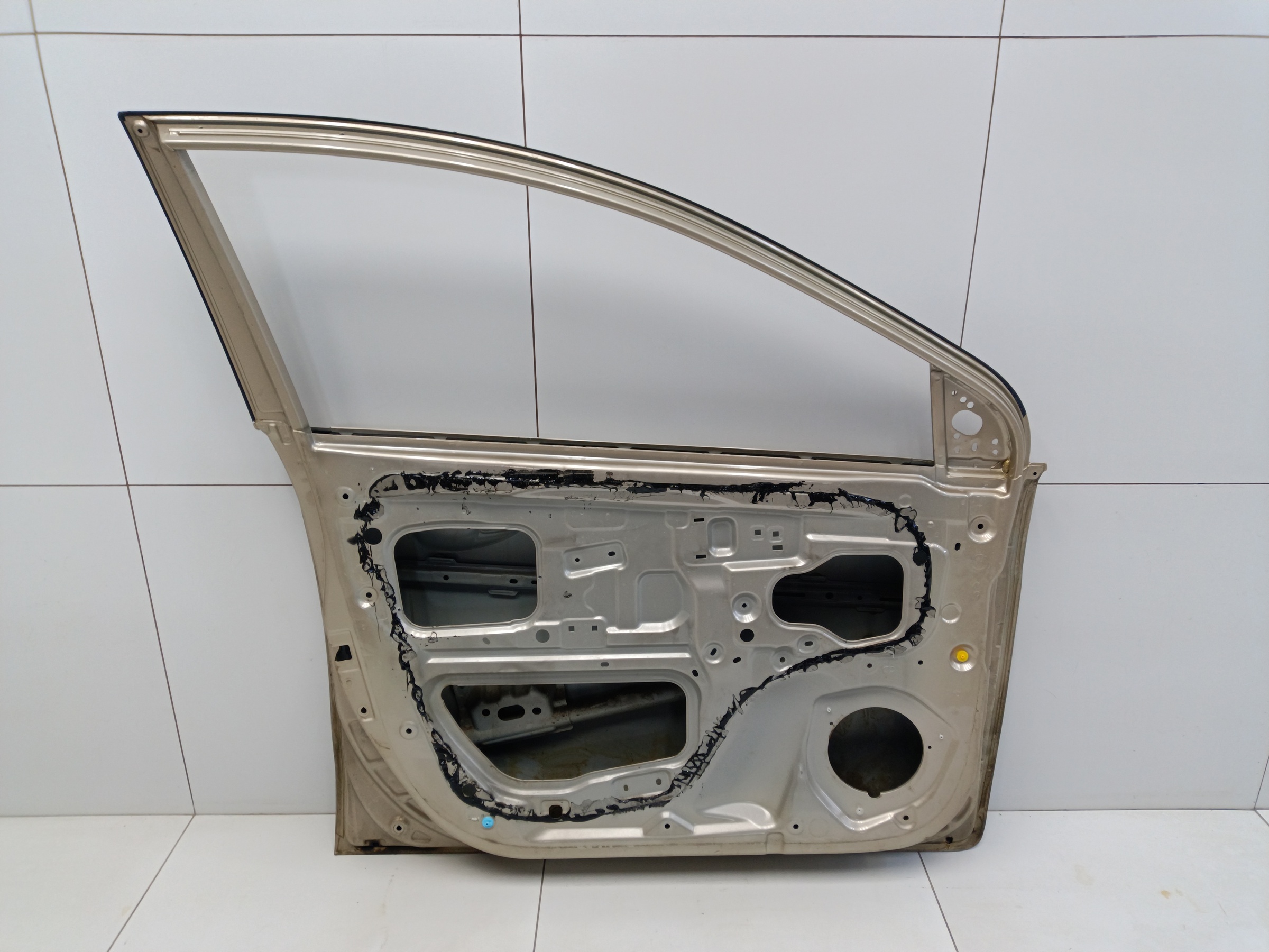 Дверь передняя левая Kia Rio 3
