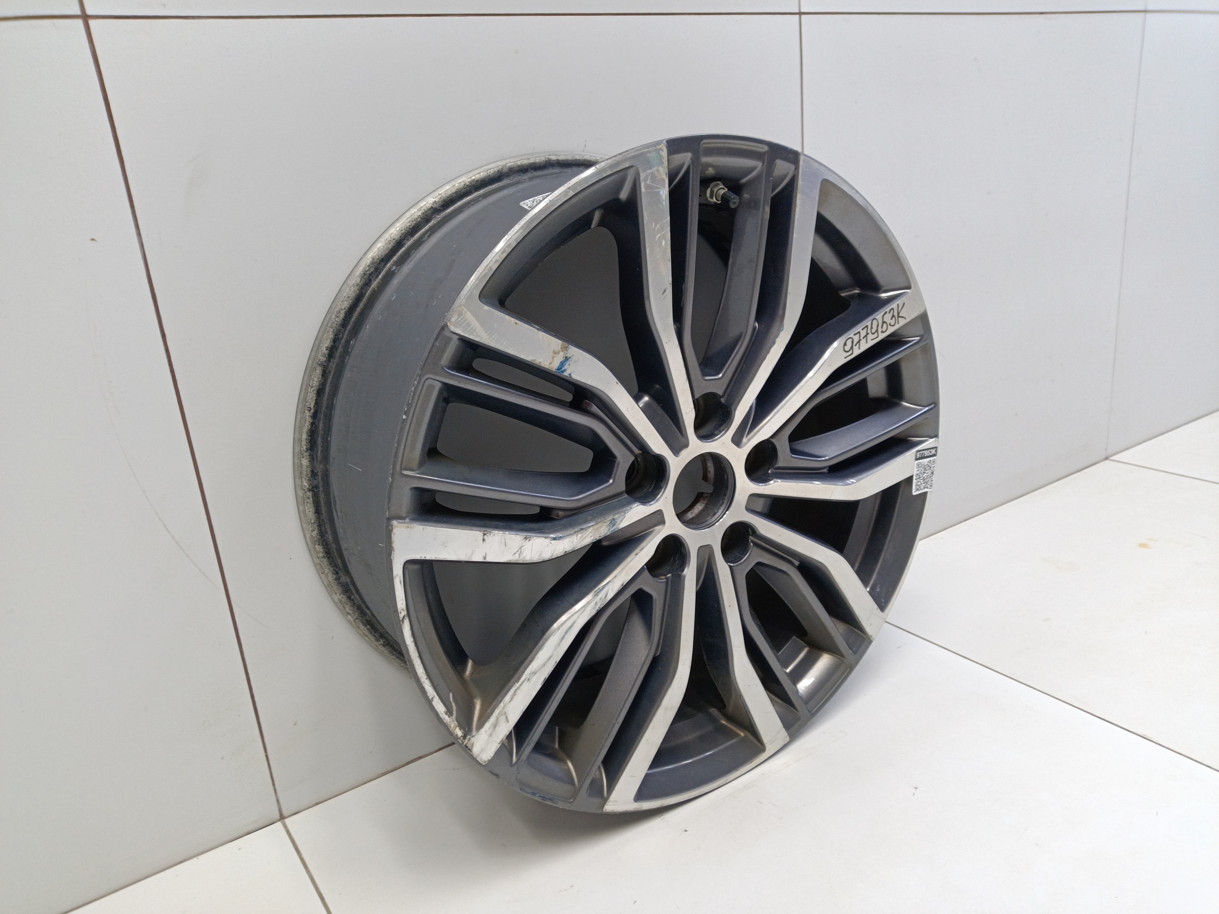 Диск колеса литой Geely Atlas Pro R18