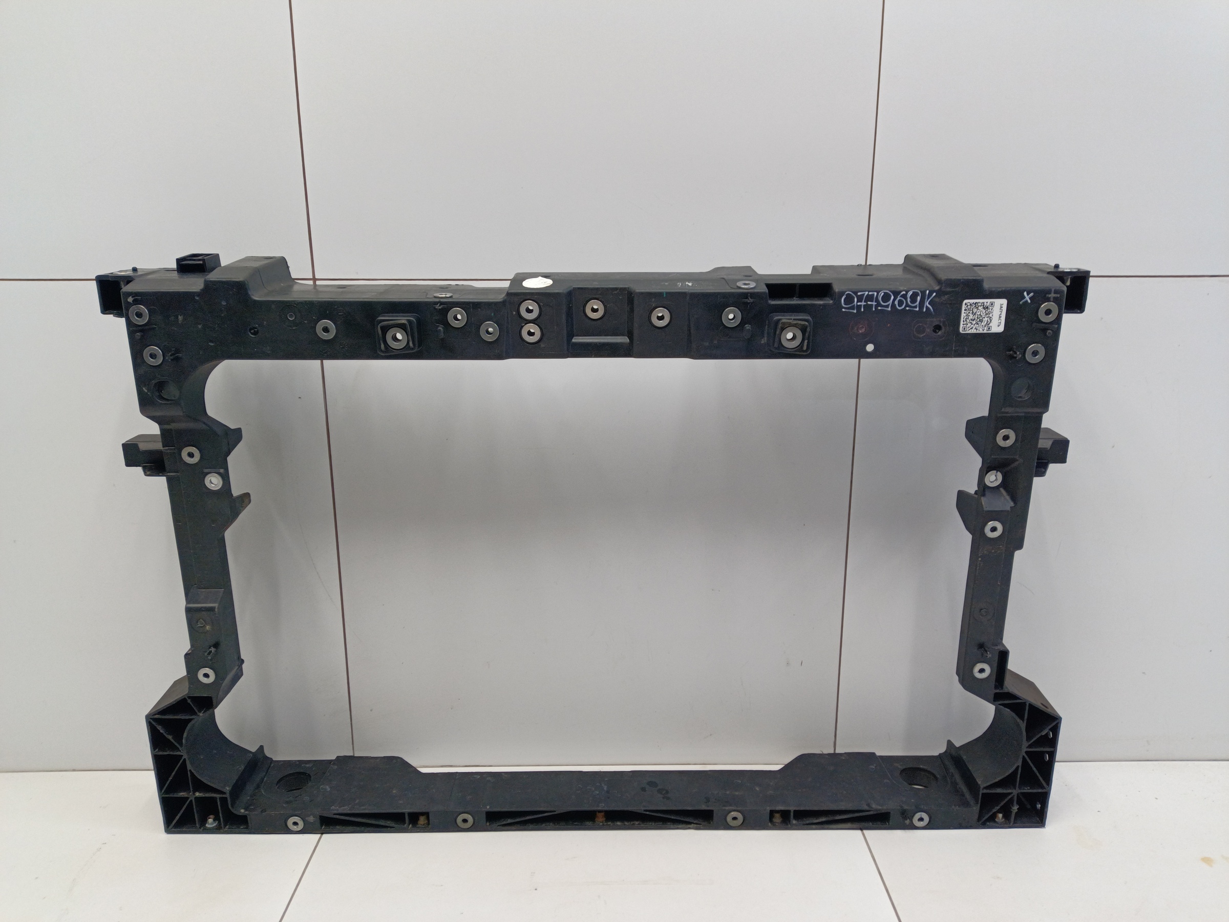 Панель передняя Geely Coolray