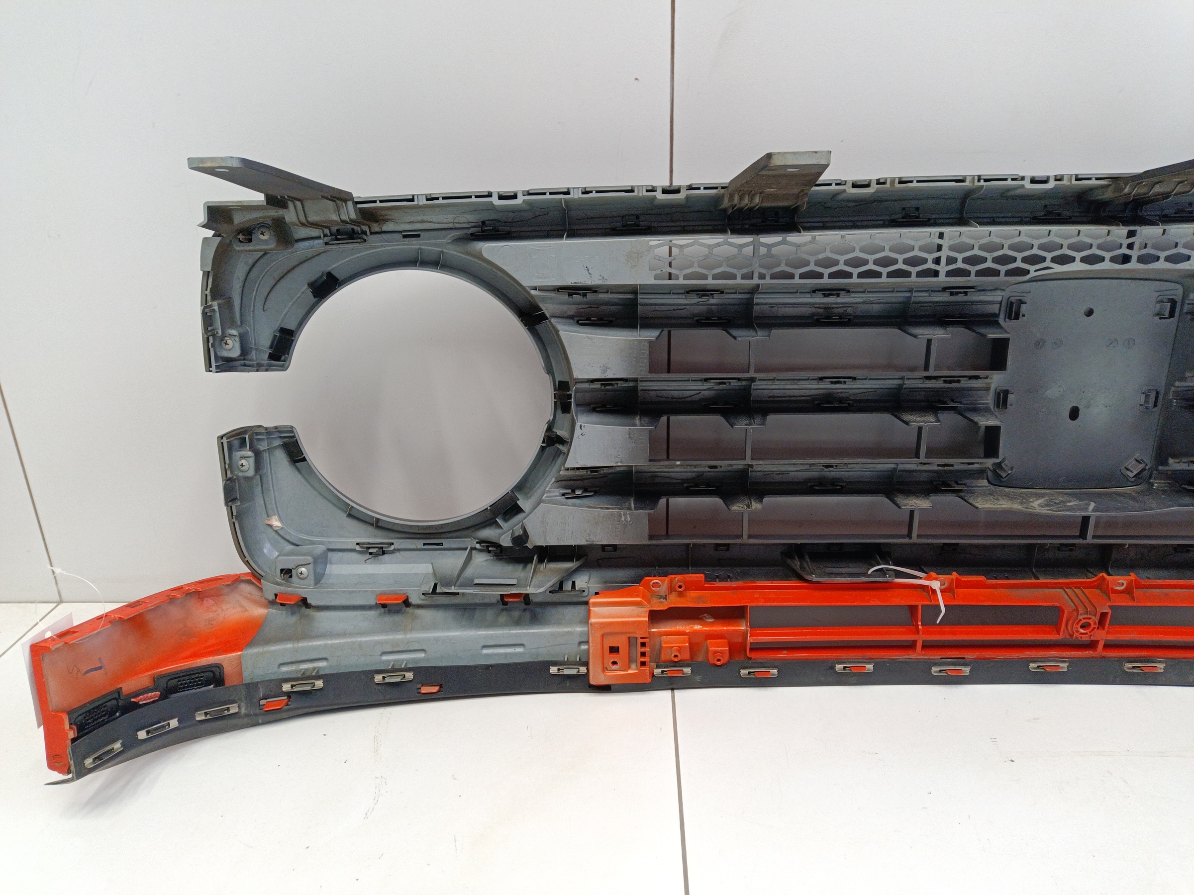 Решетка радиатора Tank 300