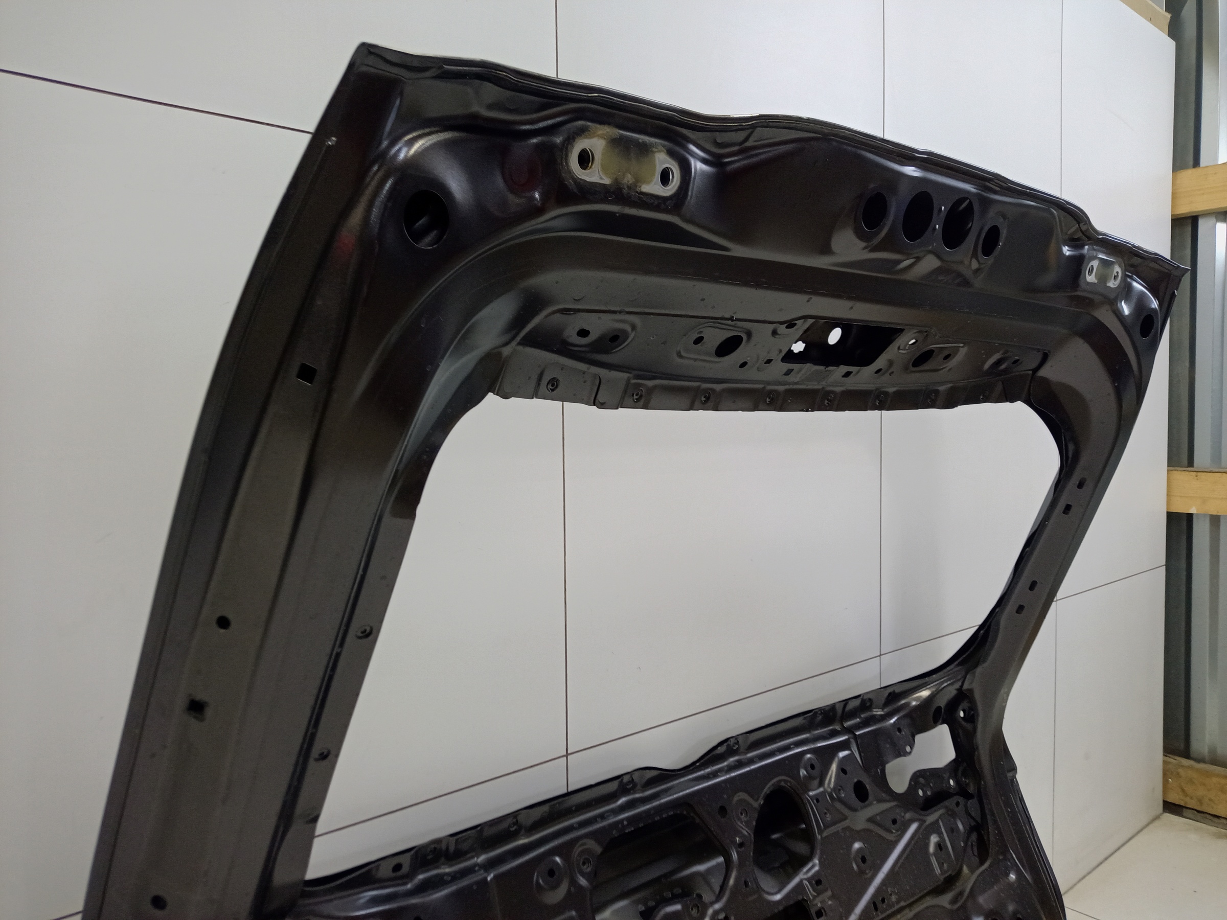 Крышка багажника Toyota RAV4 XA50