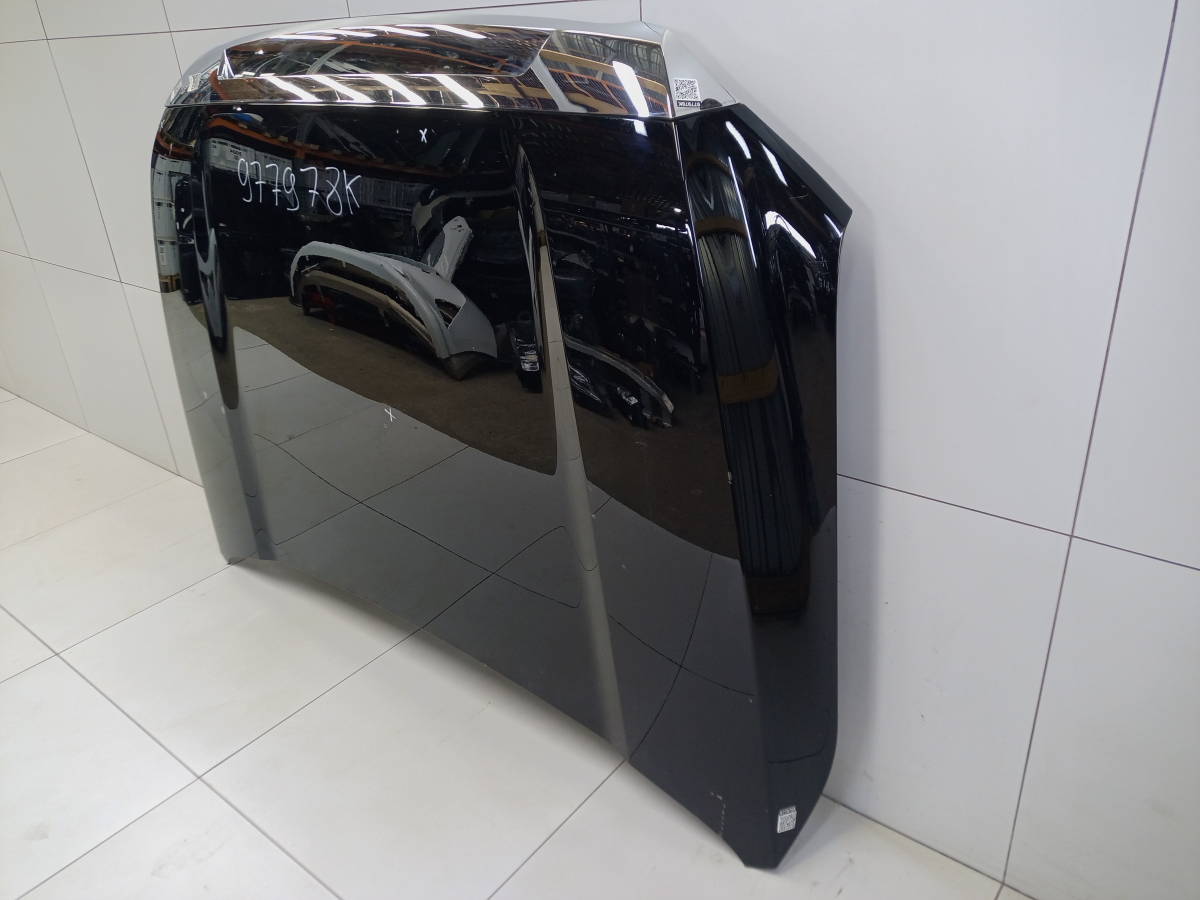 Капот Tank 500