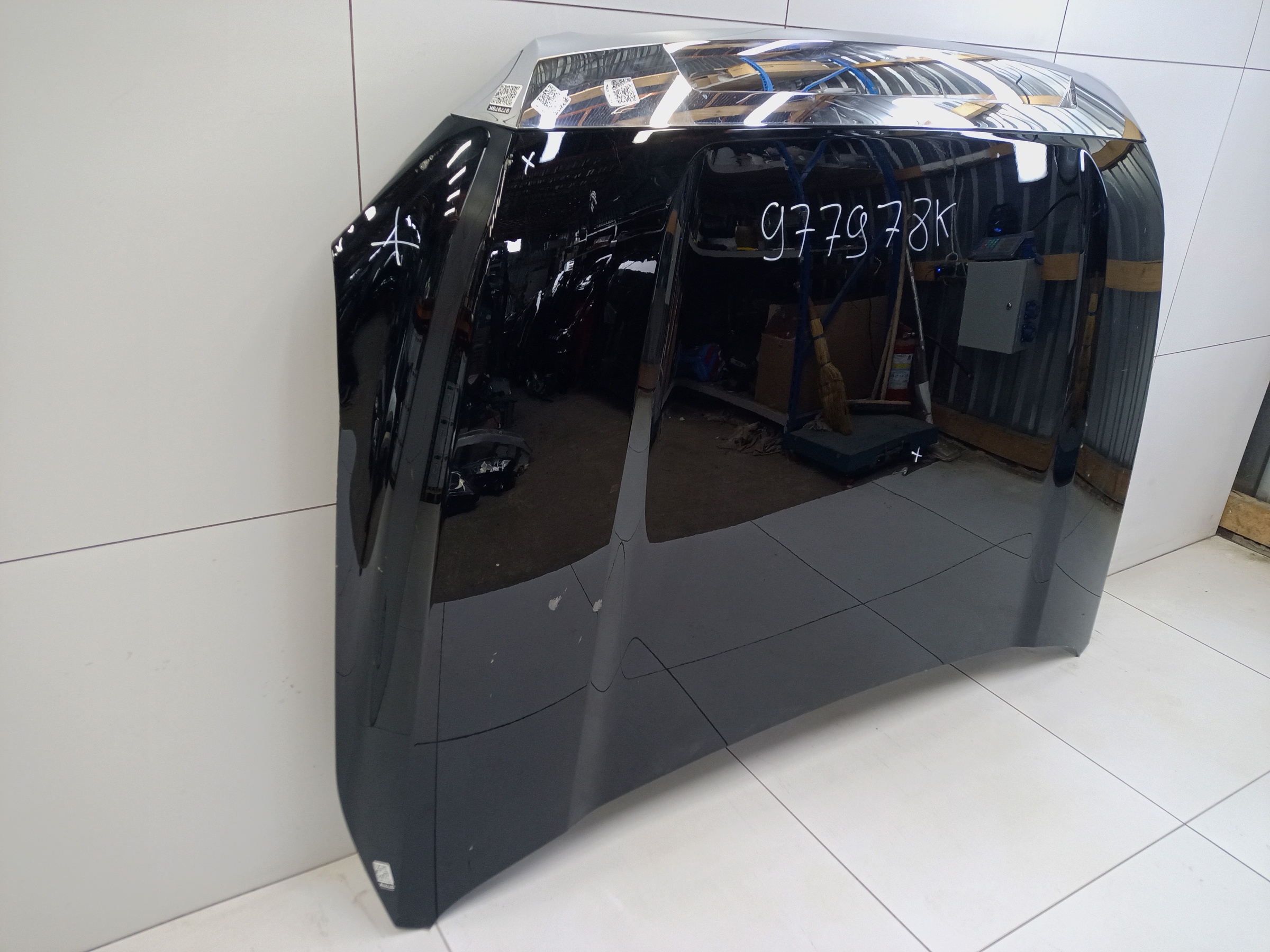 Капот Tank 500