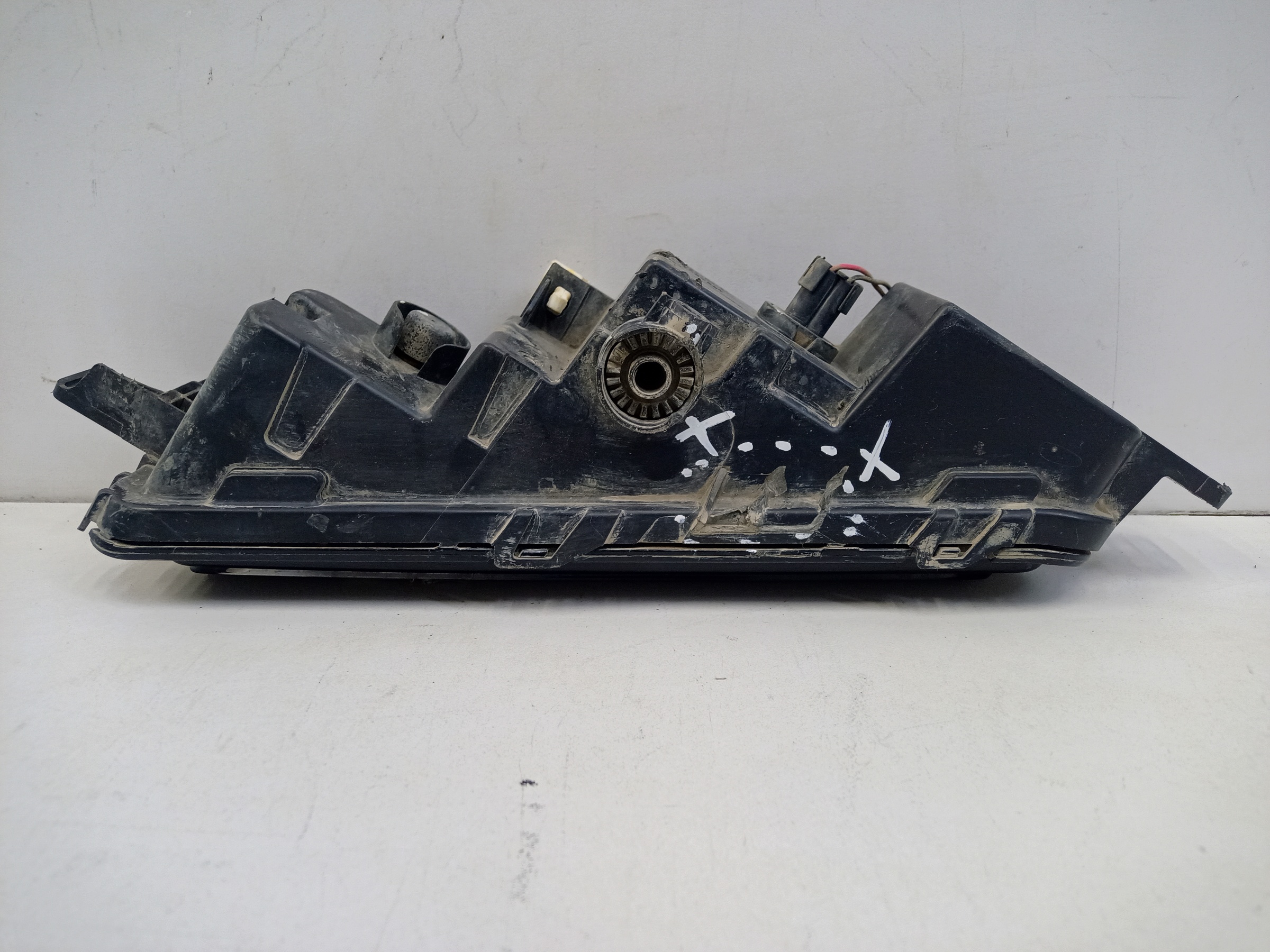 Фара ПТФ передняя правая Tank 500 LED