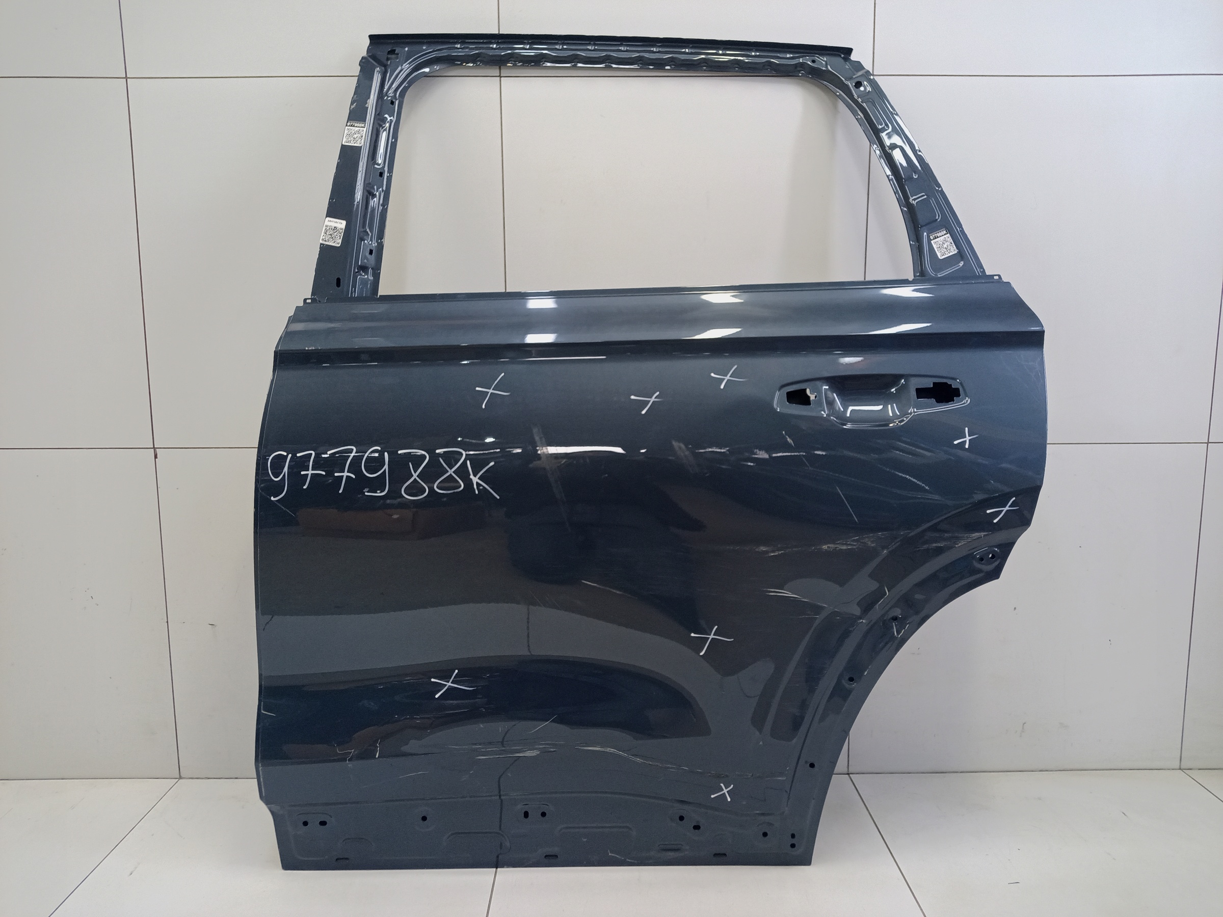 Дверь задняя левая Geely Monjaro