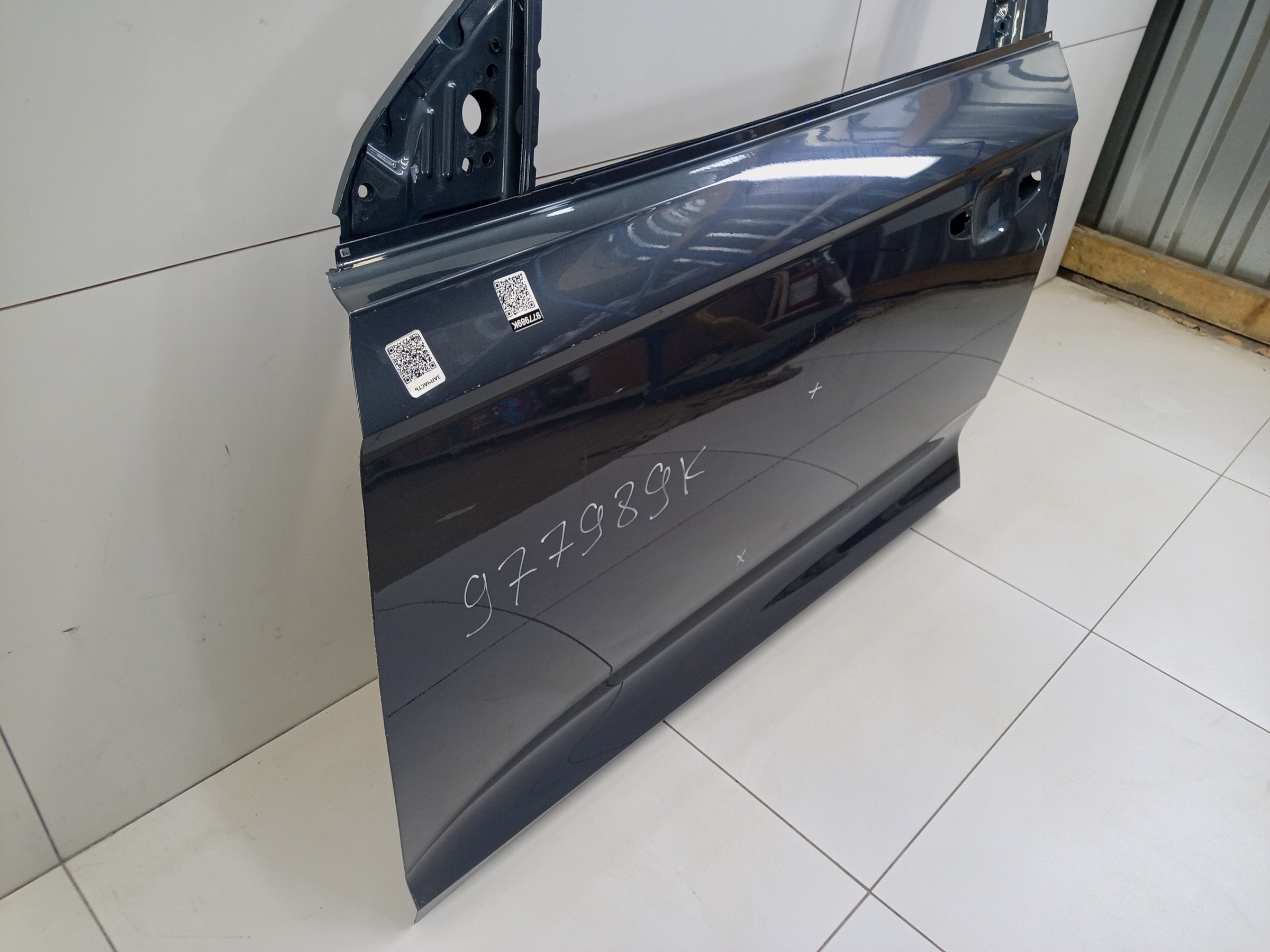 Дверь передняя левая Geely Preface