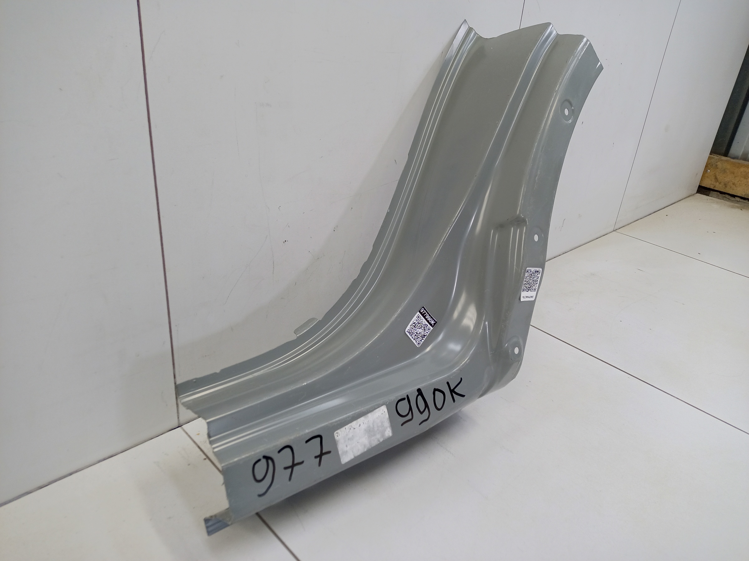 Крыло заднее левое Nissan Qashqai 2