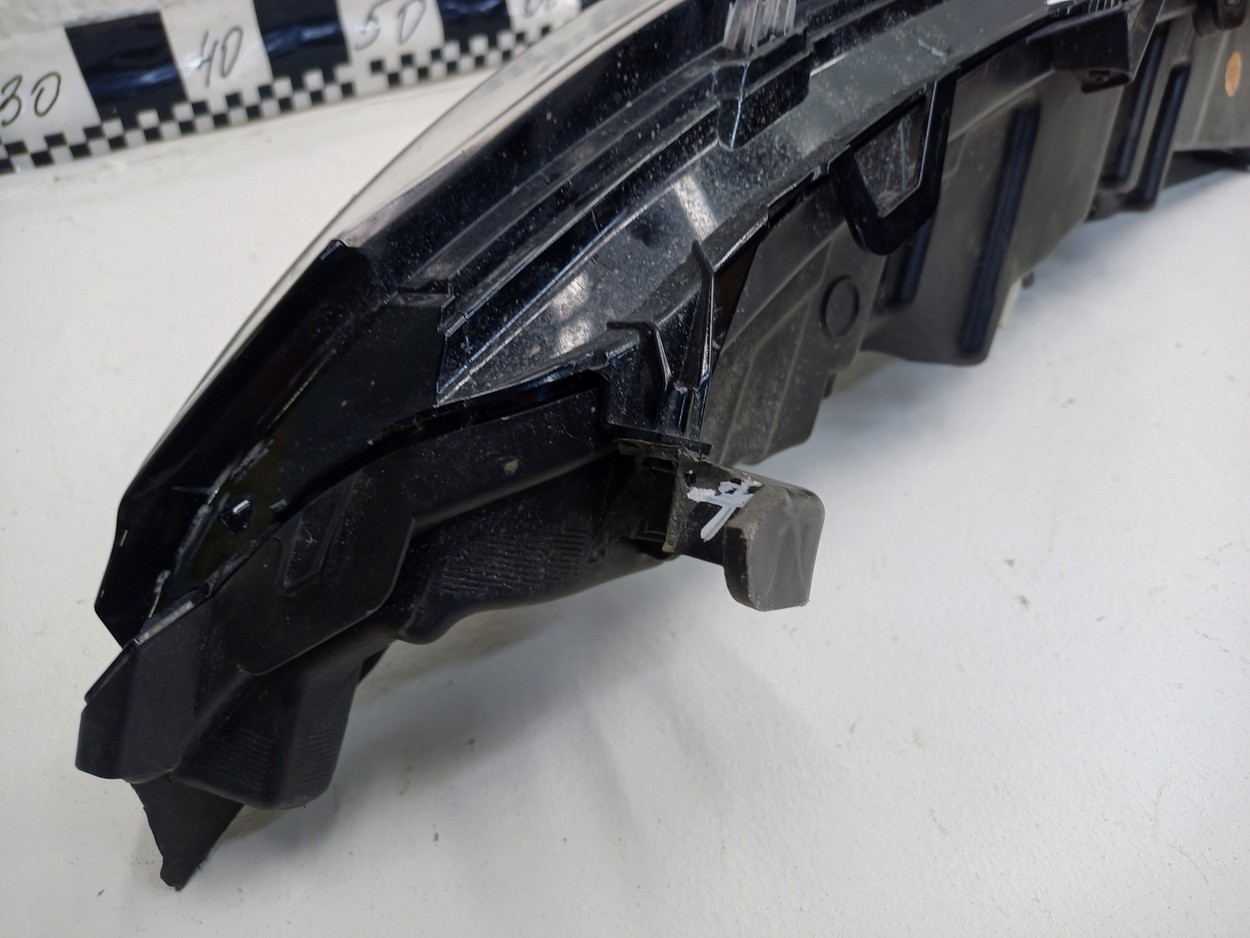 Фара ДХО передняя правая верхняя Mitsubishi Eclipse Cross Restail LED