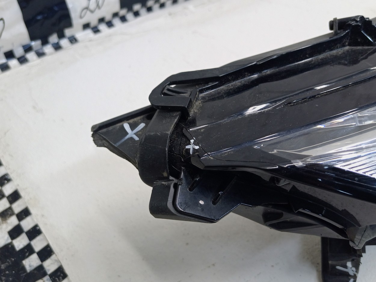 Фара ДХО передняя правая верхняя Mitsubishi Eclipse Cross Restail LED