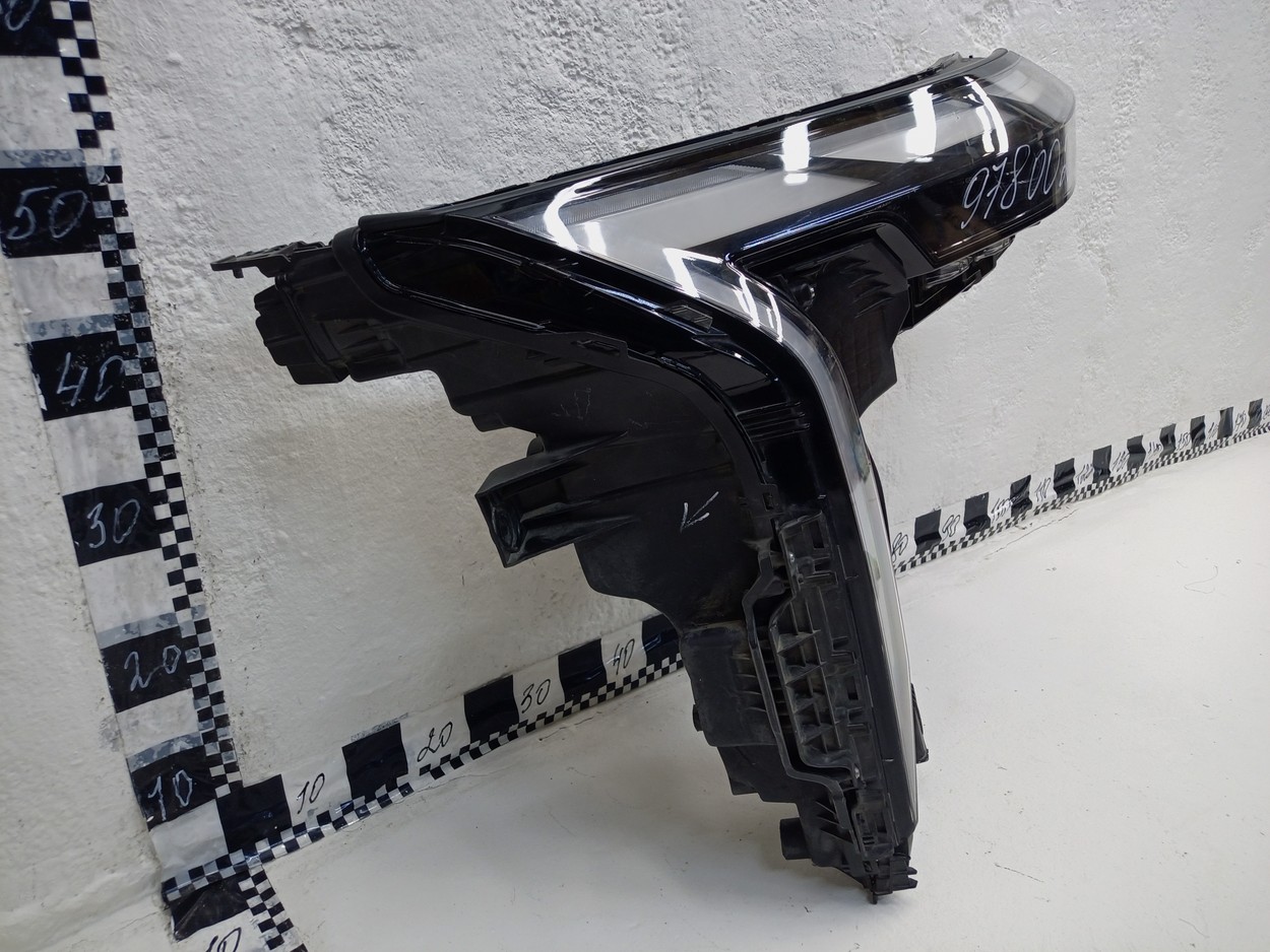 Фара передняя правая Geely Atlas 2 LED