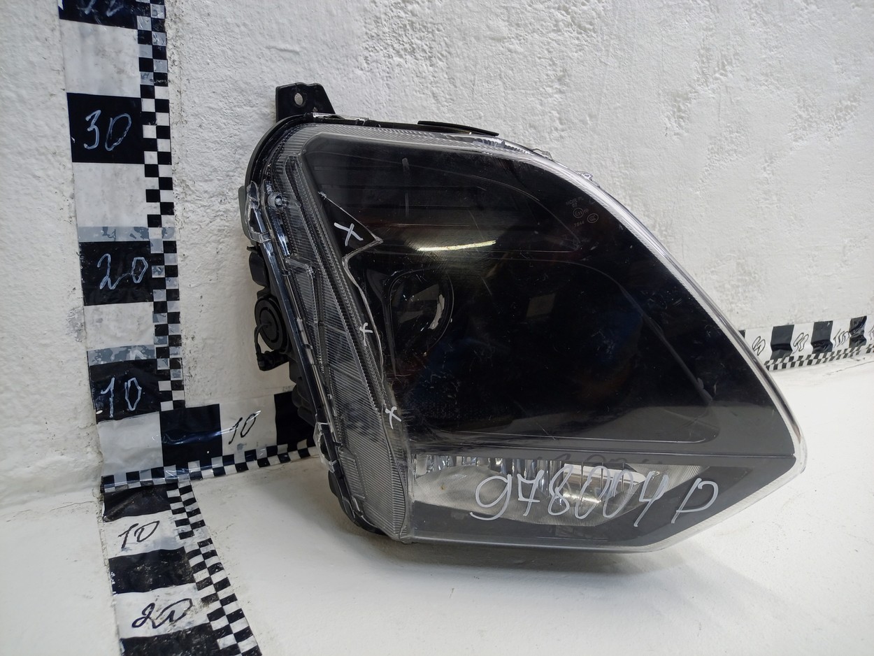 Фара передняя правая Omoda C5 галоген