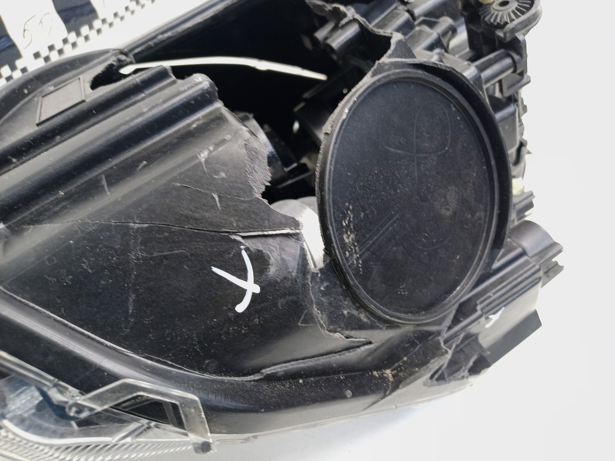 Фара передняя правая Omoda C5 галоген