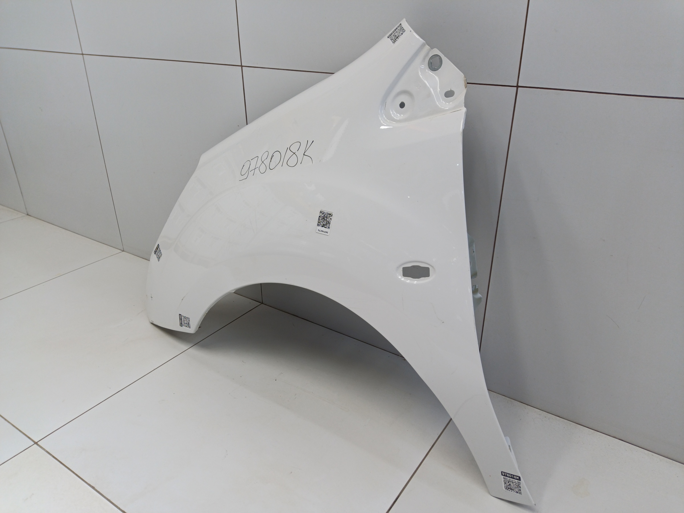 Крыло переднее левое Peugeot Partner 2 Tepee