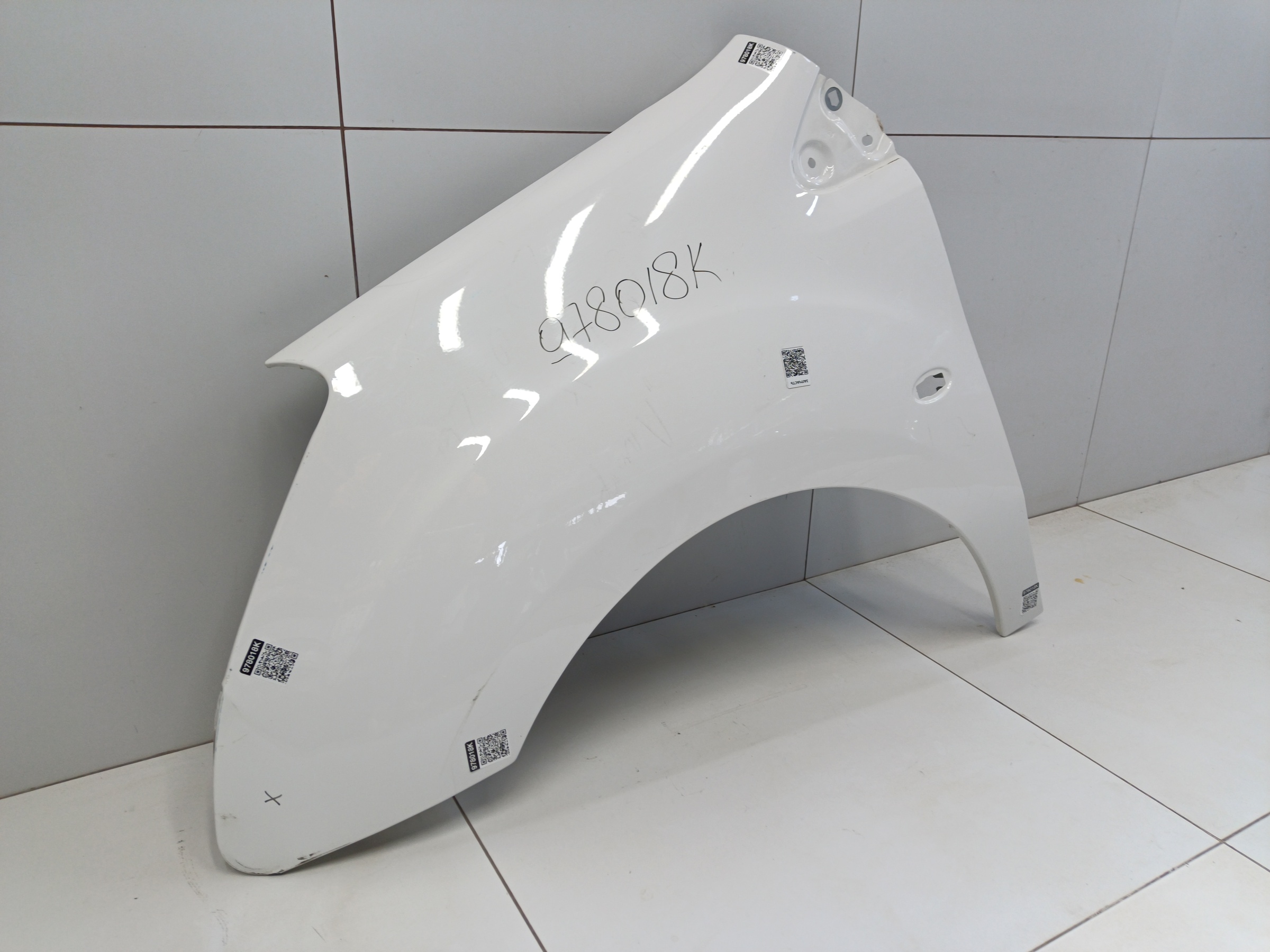 Крыло переднее левое Peugeot Partner 2 Tepee