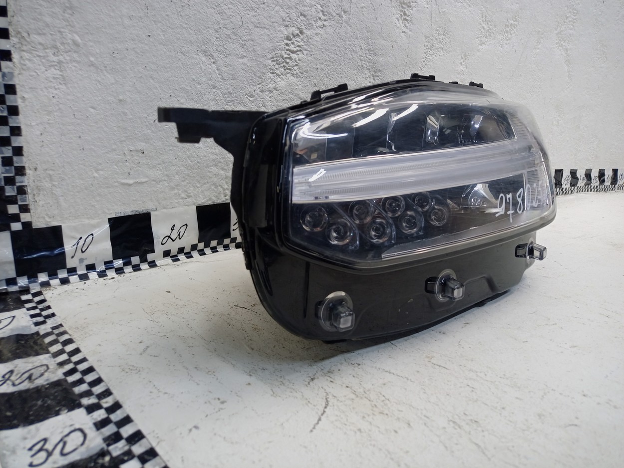 Фара передняя левая Volvo XC90 2 Restail LED